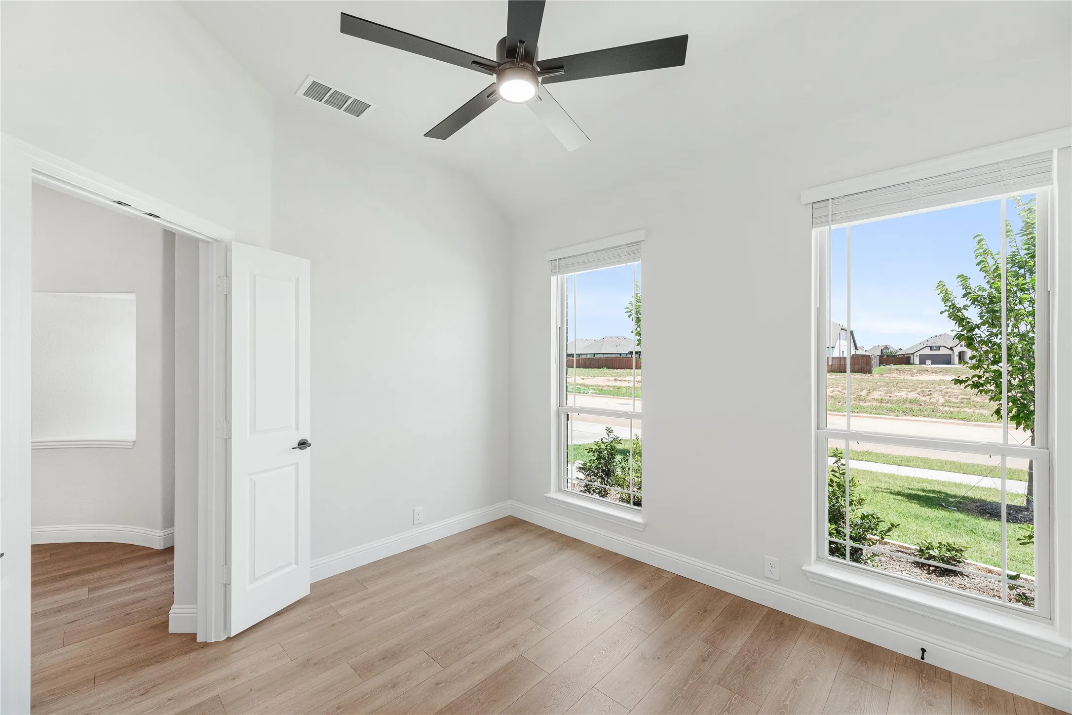 Single Family Residence For Sale in Hood County , 420 Carnero Drive, Granbury, Texas 76048, 3 Bedroom, 2 Bathroom, 2 Garage spaces, 2,314 Sqft, built in 2026, New Construction - Incomplete, mls#21245459, Real Estate Agent in Granbury, Homes For Sale in Hood county, Homes For Sale in Granbury, Realtor in Granbury Texas, Real Estate Brokerage Independent Realty Texas, Luminita Cordes Realtor