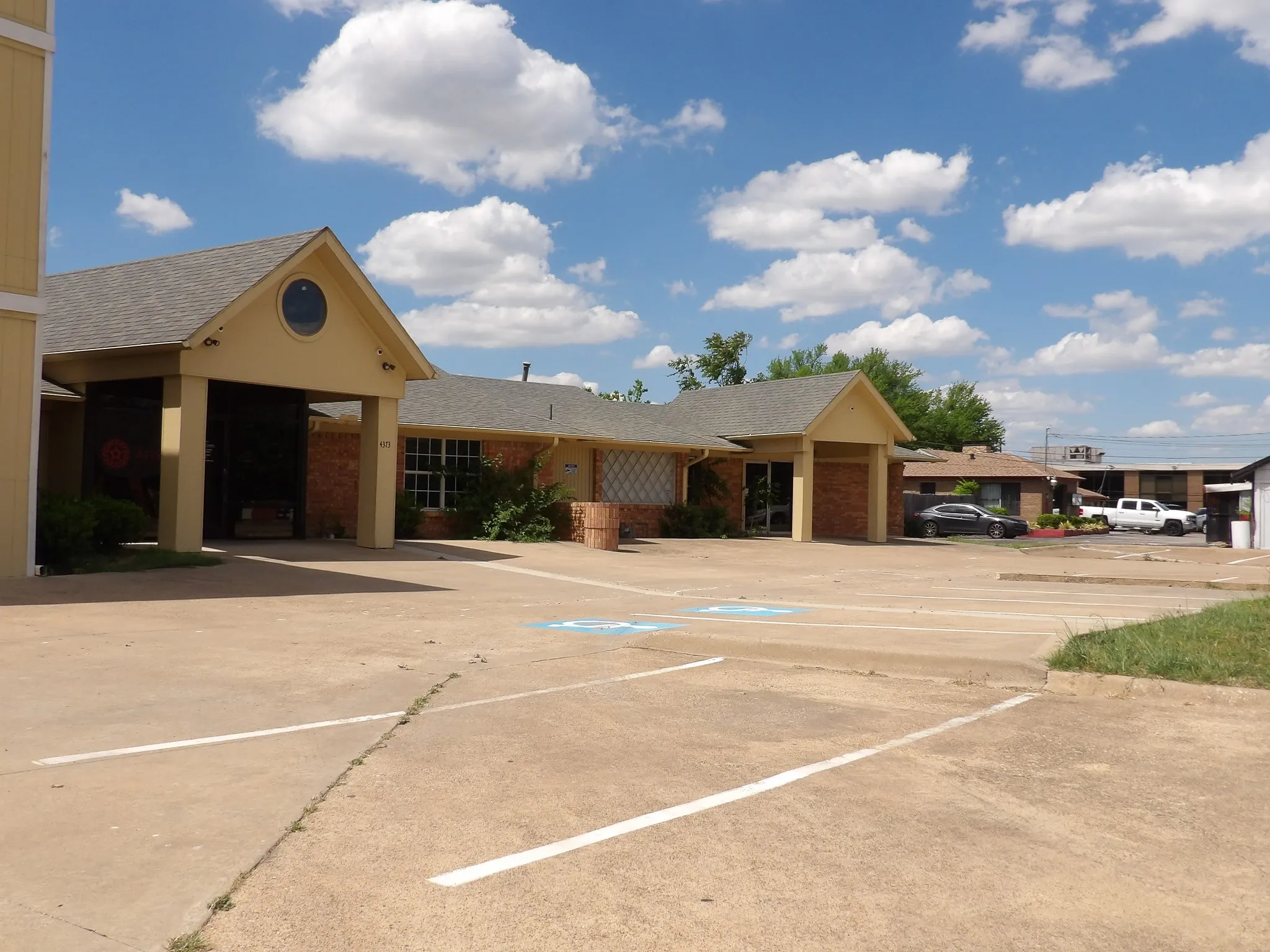 Office For Sale in Dallas County , 4373 S Hampton Road A, Dallas, Texas 75232, 0, 0, Garage spaces, 0 Sqft, built in 1958, Preowned, mls#21219249, Real Estate Agent in Dallas, Homes For Sale in Dallas county, Homes For Sale in Dallas, Realtor in Dallas Texas, Real Estate Brokerage Independent Realty Texas, Luminita Cordes Realtor