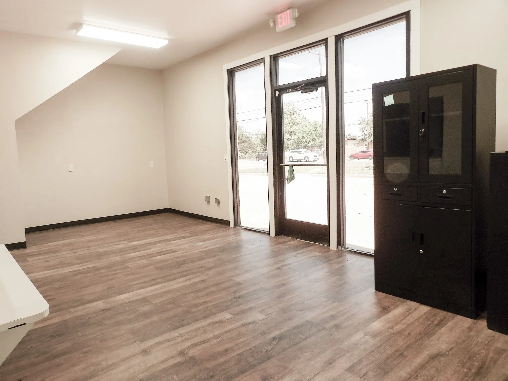 Second Receptionist Entry Area