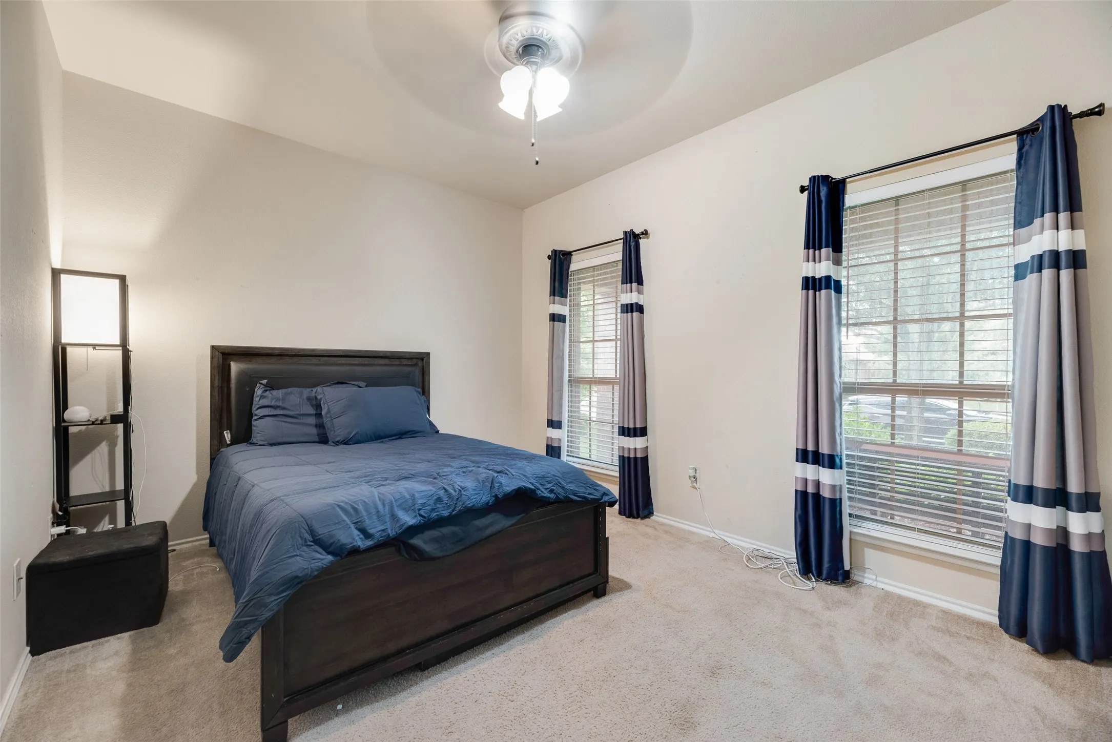 Single Family Residence For Sale in Kaufman County , 4004 Red Rock Drive, Heartland, Texas 75126, 3 Bedroom, 2 Bathroom, 2 Garage spaces, 1,471 Sqft, built in 2014, Preowned, mls#21244506, Real Estate Agent in Heartland, Homes For Sale in Kaufman county, Homes For Sale in Heartland, Realtor in Heartland Texas, Real Estate Brokerage Independent Realty Texas, Luminita Cordes Realtor