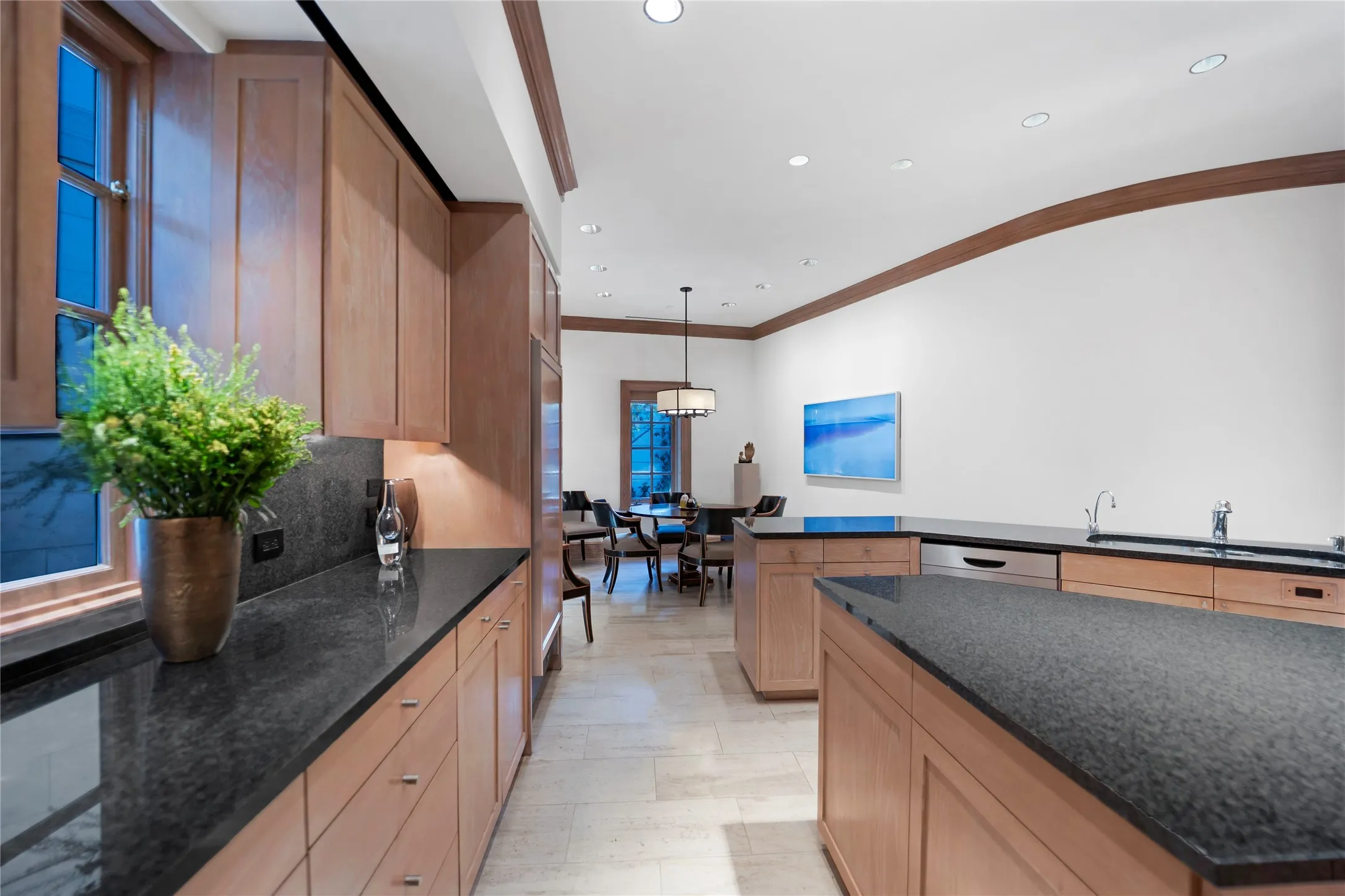 Single Family Residence For Sale in Dallas County , 3901 Turtle Creek Boulevard 7, Dallas, Texas 75219, 3 Bedroom, 6 Bathroom, 2 Garage spaces, 6,792 Sqft, built in 1997, Preowned, mls#21232424, Real Estate Agent in Dallas, Homes For Sale in Dallas county, Homes For Sale in Dallas, Realtor in Dallas Texas, Real Estate Brokerage Independent Realty Texas, Luminita Cordes Realtor