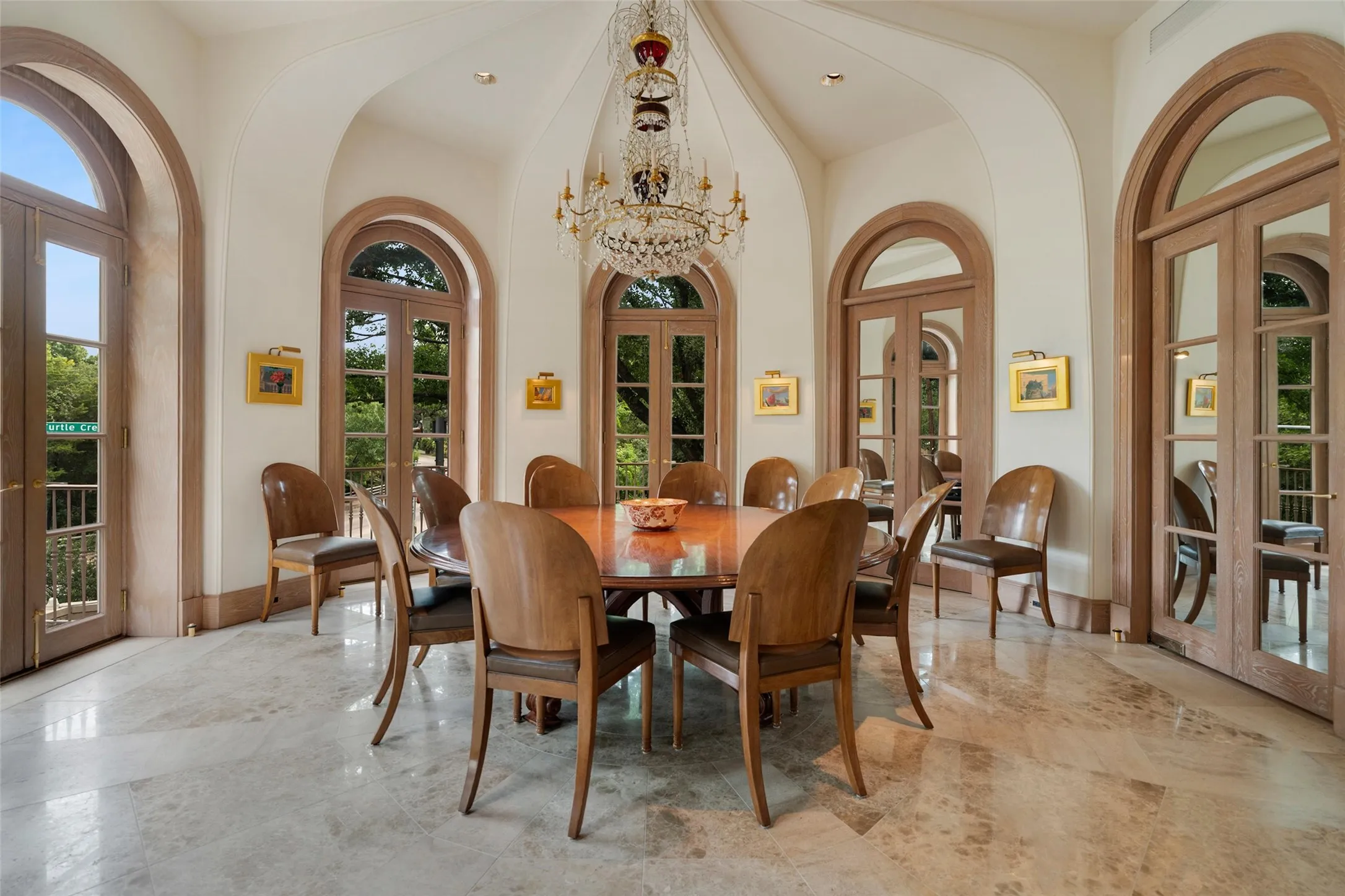 Single Family Residence For Sale in Dallas County , 3901 Turtle Creek Boulevard 7, Dallas, Texas 75219, 3 Bedroom, 6 Bathroom, 2 Garage spaces, 6,792 Sqft, built in 1997, Preowned, mls#21232424, Real Estate Agent in Dallas, Homes For Sale in Dallas county, Homes For Sale in Dallas, Realtor in Dallas Texas, Real Estate Brokerage Independent Realty Texas, Luminita Cordes Realtor