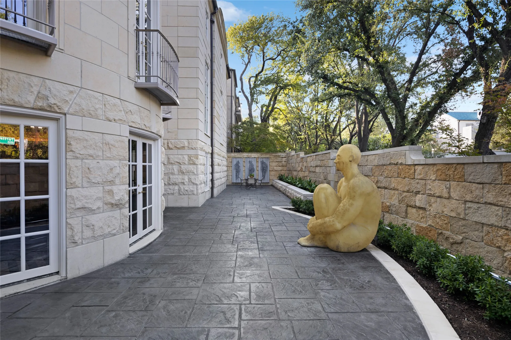 Single Family Residence For Sale in Dallas County , 3901 Turtle Creek Boulevard 7, Dallas, Texas 75219, 3 Bedroom, 6 Bathroom, 2 Garage spaces, 6,792 Sqft, built in 1997, Preowned, mls#21232424, Real Estate Agent in Dallas, Homes For Sale in Dallas county, Homes For Sale in Dallas, Realtor in Dallas Texas, Real Estate Brokerage Independent Realty Texas, Luminita Cordes Realtor