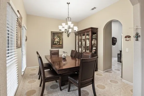 Single Family Residence For Sale in Denton County , 25452 Williams Drive, Justin, Texas 76247, 4 Bedroom, 3 Bathroom, 2 Garage spaces, 2,349 Sqft, built in 2014, Preowned, mls#21244088, Real Estate Agent in Justin, Homes For Sale in Denton county, Homes For Sale in Justin, Realtor in Justin Texas, Real Estate Brokerage Independent Realty Texas, Luminita Cordes Realtor