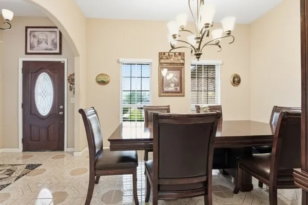 Single Family Residence For Sale in Denton County , 25452 Williams Drive, Justin, Texas 76247, 4 Bedroom, 3 Bathroom, 2 Garage spaces, 2,349 Sqft, built in 2014, Preowned, mls#21244088, Real Estate Agent in Justin, Homes For Sale in Denton county, Homes For Sale in Justin, Realtor in Justin Texas, Real Estate Brokerage Independent Realty Texas, Luminita Cordes Realtor
