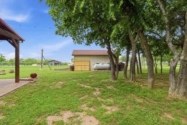 Single Family Residence For Sale in Denton County , 25452 Williams Drive, Justin, Texas 76247, 4 Bedroom, 3 Bathroom, 2 Garage spaces, 2,349 Sqft, built in 2014, Preowned, mls#21244088, Real Estate Agent in Justin, Homes For Sale in Denton county, Homes For Sale in Justin, Realtor in Justin Texas, Real Estate Brokerage Independent Realty Texas, Luminita Cordes Realtor