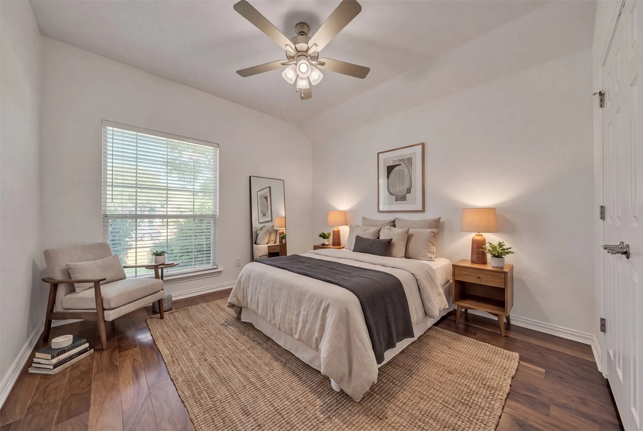 Single Family Residence For Sale in Parker County , 130 Bluff View, Aledo, Texas 76008, 4 Bedroom, 3 Bathroom, 2 Garage spaces, 2,945 Sqft, built in 1998, mls#21245559, Real Estate Agent in Aledo, Homes For Sale in Parker county, Homes For Sale in Aledo, Realtor in Aledo Texas, Real Estate Brokerage Independent Realty Texas, Luminita Cordes Realtor
