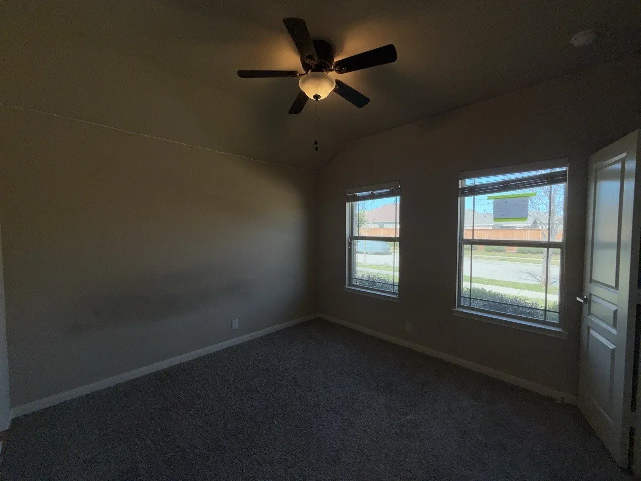 Single Family Residence For Sale in Kaufman County , 3315 Slate Drive, Forney, Texas 75126, 4 Bedroom, 2 Bathroom, 2 Garage spaces, 2,170 Sqft, built in 2018, Preowned, mls#21241330, Real Estate Agent in Forney, Homes For Sale in Kaufman county, Homes For Sale in Forney, Realtor in Forney Texas, Real Estate Brokerage Independent Realty Texas, Luminita Cordes Realtor
