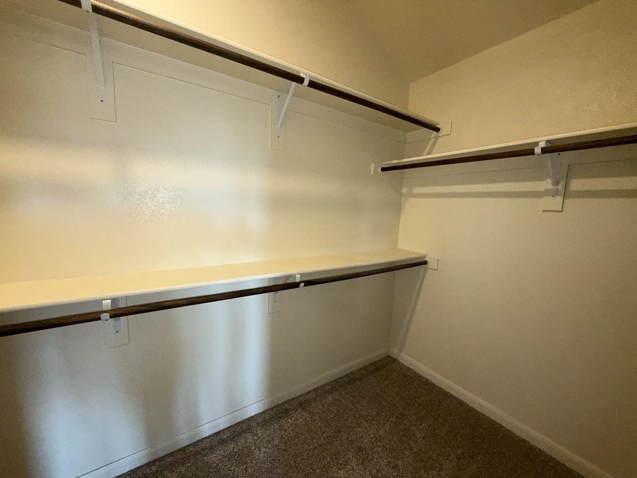 Single Family Residence For Sale in Kaufman County , 3315 Slate Drive, Forney, Texas 75126, 4 Bedroom, 2 Bathroom, 2 Garage spaces, 2,170 Sqft, built in 2018, Preowned, mls#21241330, Real Estate Agent in Forney, Homes For Sale in Kaufman county, Homes For Sale in Forney, Realtor in Forney Texas, Real Estate Brokerage Independent Realty Texas, Luminita Cordes Realtor