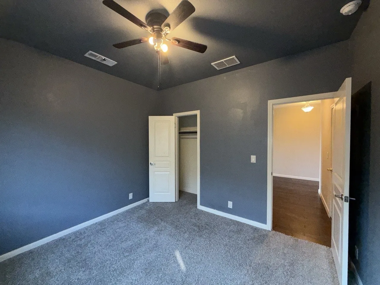 Single Family Residence For Sale in Kaufman County , 3315 Slate Drive, Forney, Texas 75126, 4 Bedroom, 2 Bathroom, 2 Garage spaces, 2,170 Sqft, built in 2018, Preowned, mls#21241330, Real Estate Agent in Forney, Homes For Sale in Kaufman county, Homes For Sale in Forney, Realtor in Forney Texas, Real Estate Brokerage Independent Realty Texas, Luminita Cordes Realtor