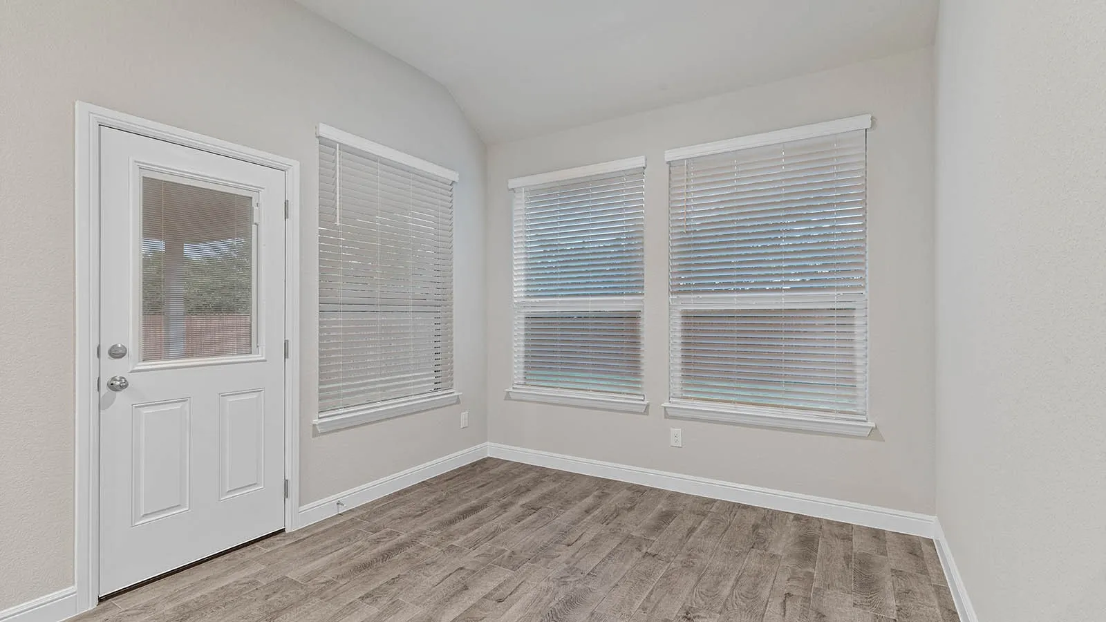 Single Family Residence For Sale in Ellis County , 3275 GRAYTON Street, Grand Prairie, Texas 76065, 4 Bedroom, 4 Bathroom, 3 Garage spaces, 2,818 Sqft, built in 2026, New Construction - Incomplete, mls#21244999, Real Estate Agent in Grand Prairie, Homes For Sale in Ellis county, Homes For Sale in Grand Prairie, Realtor in Grand Prairie Texas, Real Estate Brokerage Independent Realty Texas, Luminita Cordes Realtor