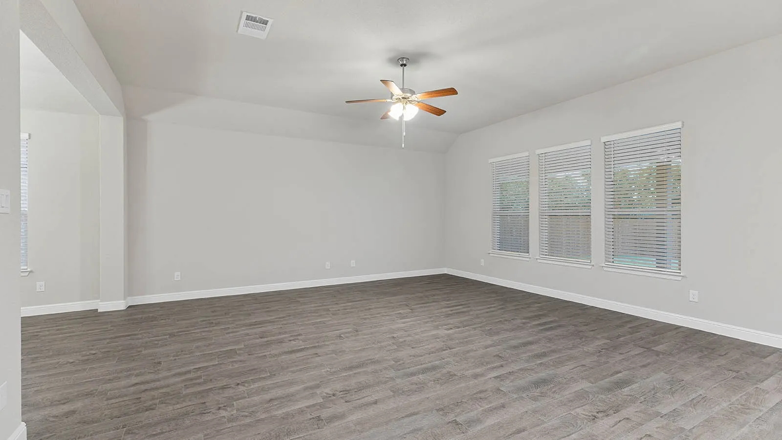 Single Family Residence For Sale in Ellis County , 3275 GRAYTON Street, Grand Prairie, Texas 76065, 4 Bedroom, 4 Bathroom, 3 Garage spaces, 2,818 Sqft, built in 2026, New Construction - Incomplete, mls#21244999, Real Estate Agent in Grand Prairie, Homes For Sale in Ellis county, Homes For Sale in Grand Prairie, Realtor in Grand Prairie Texas, Real Estate Brokerage Independent Realty Texas, Luminita Cordes Realtor