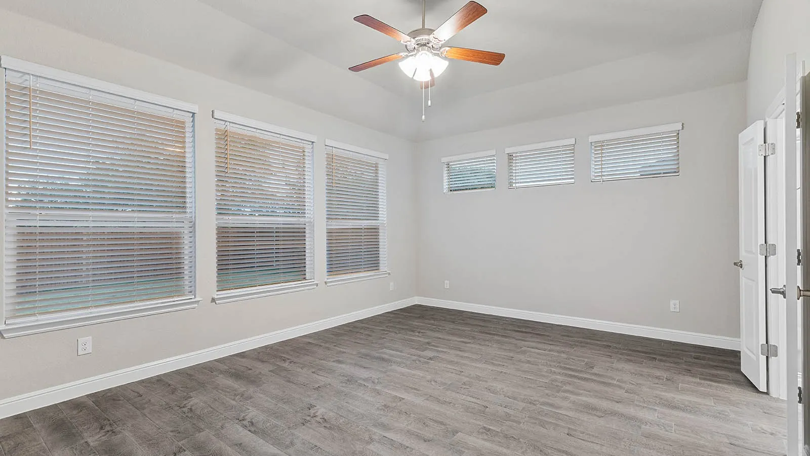 Single Family Residence For Sale in Ellis County , 3275 GRAYTON Street, Grand Prairie, Texas 76065, 4 Bedroom, 4 Bathroom, 3 Garage spaces, 2,818 Sqft, built in 2026, New Construction - Incomplete, mls#21244999, Real Estate Agent in Grand Prairie, Homes For Sale in Ellis county, Homes For Sale in Grand Prairie, Realtor in Grand Prairie Texas, Real Estate Brokerage Independent Realty Texas, Luminita Cordes Realtor