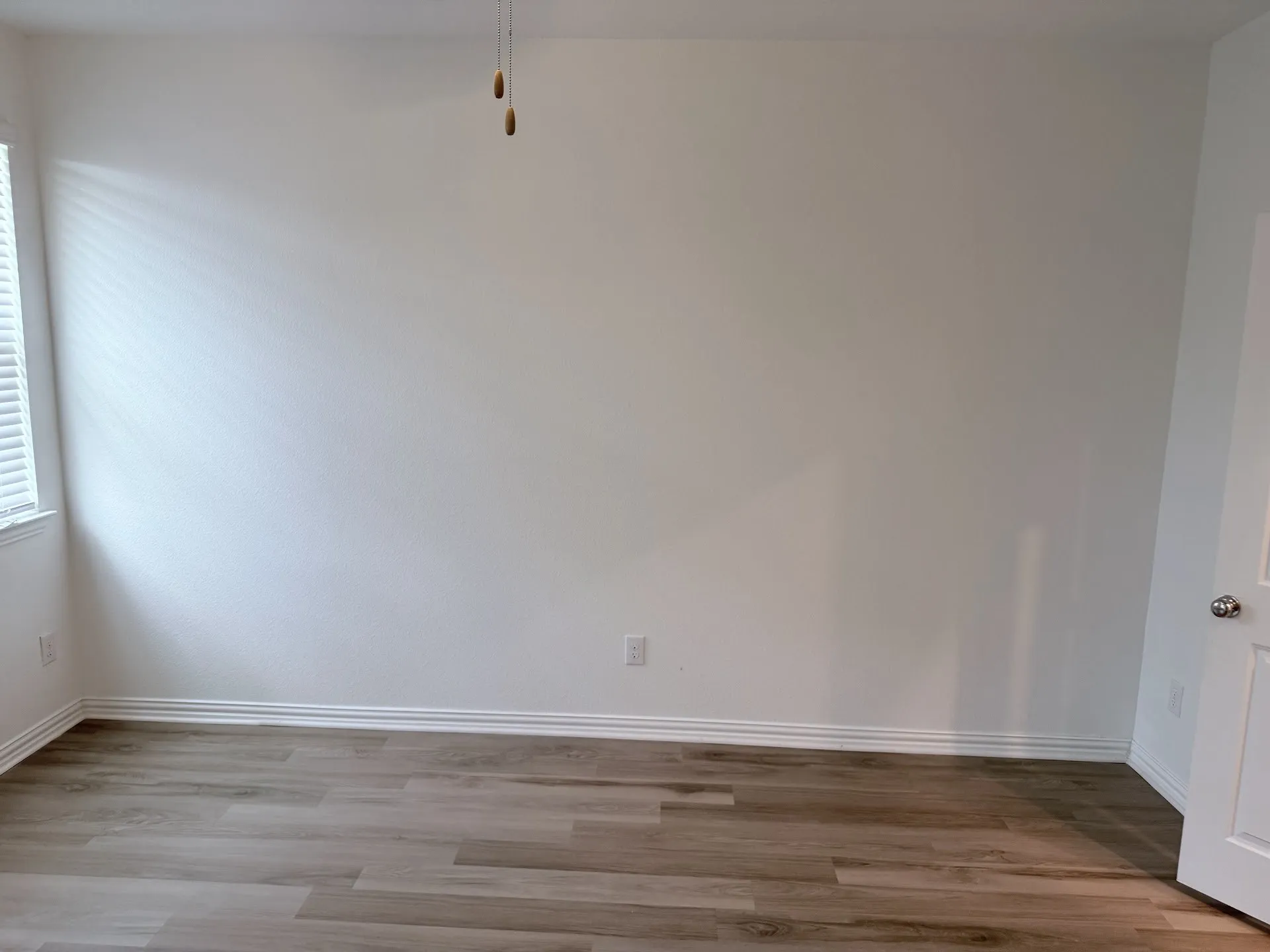 Single Family Residence For Rent in Denton County , 1833 Lake Grove Drive, Little Elm, Texas 75068, 3 Bedroom, 2 Bathroom, 2 Garage spaces, 1,602 Sqft, built in 2022, mls#21243316, Real Estate Agent in Little Elm, Homes For Rent in Denton county, Homes For Rent in Little Elm, Realtor in Little Elm Texas, Real Estate Brokerage Independent Realty Texas, Luminita Cordes Realtor