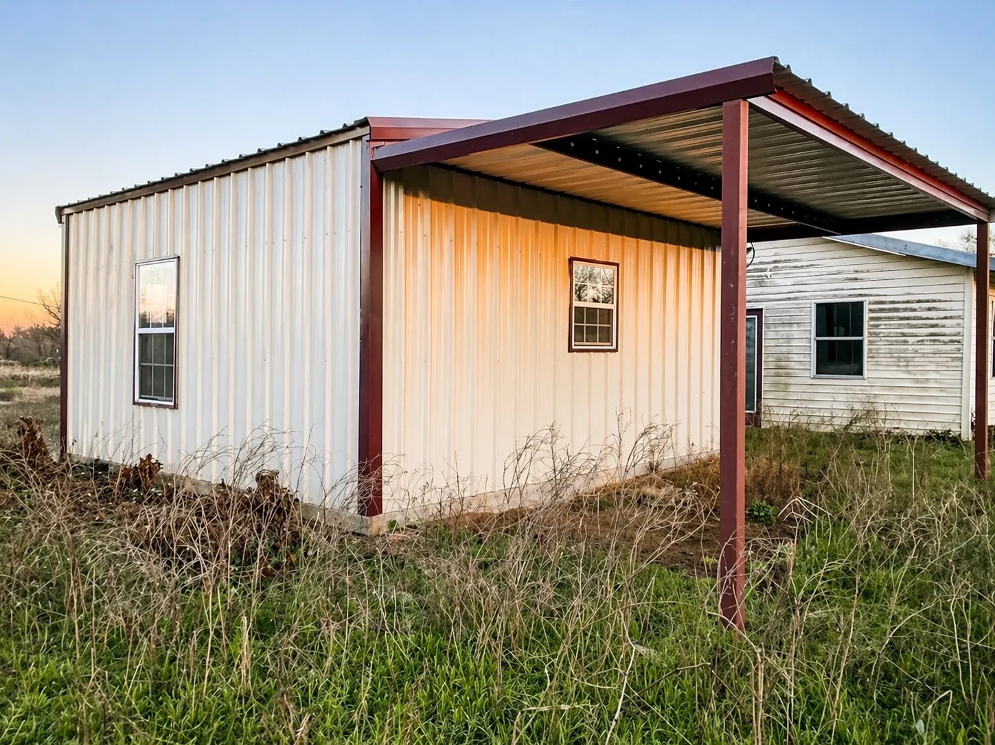 Single Family Residence For Sale in Limestone County , 6960 FM 937, Thornton, Texas 76687, 3 Bedroom, 2 Bathroom, Garage spaces, 2,190 Sqft, built in 2001, mls#21245644, Real Estate Agent in Thornton, Homes For Sale in Limestone county, Homes For Sale in Thornton, Realtor in Thornton Texas, Real Estate Brokerage Independent Realty Texas, Luminita Cordes Realtor