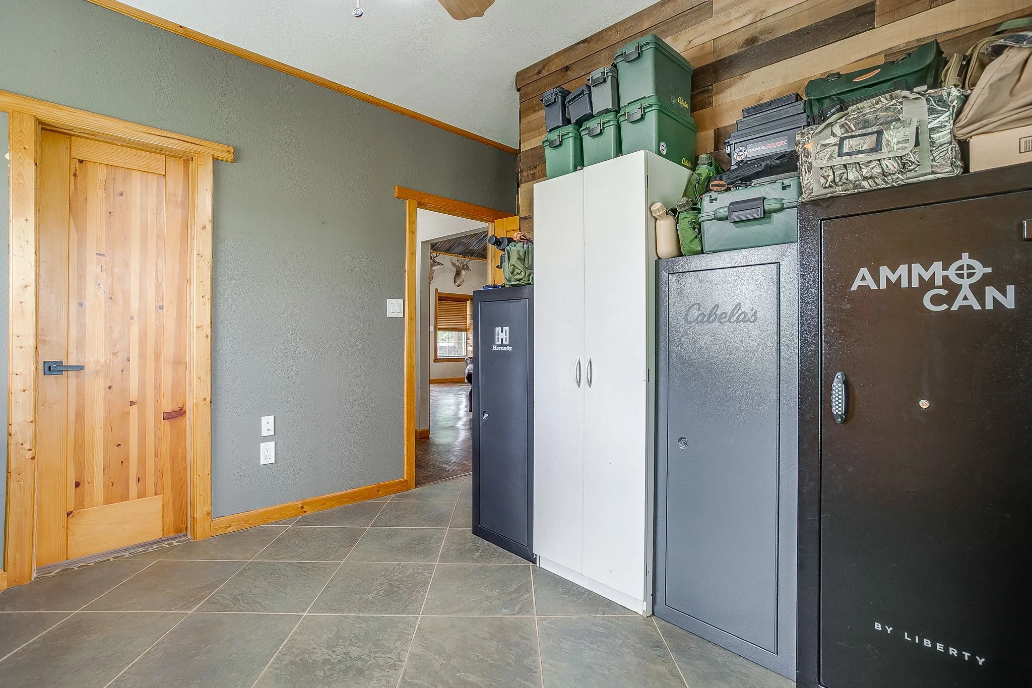 Single Family Residence For Sale in Palo Pinto County , 13450 SH 254, Graford, Texas 76449, 3 Bedroom, 2 Bathroom, Garage spaces, 3,115 Sqft, built in 2004, Preowned, Price $935,000, mls#21245221, Real Estate Agent in Graford, Homes For Sale in Palo Pinto county, Homes For Sale in Graford, Realtor in Graford Texas, Real Estate Brokerage Independent Realty Texas, Luminita Cordes Realtor
