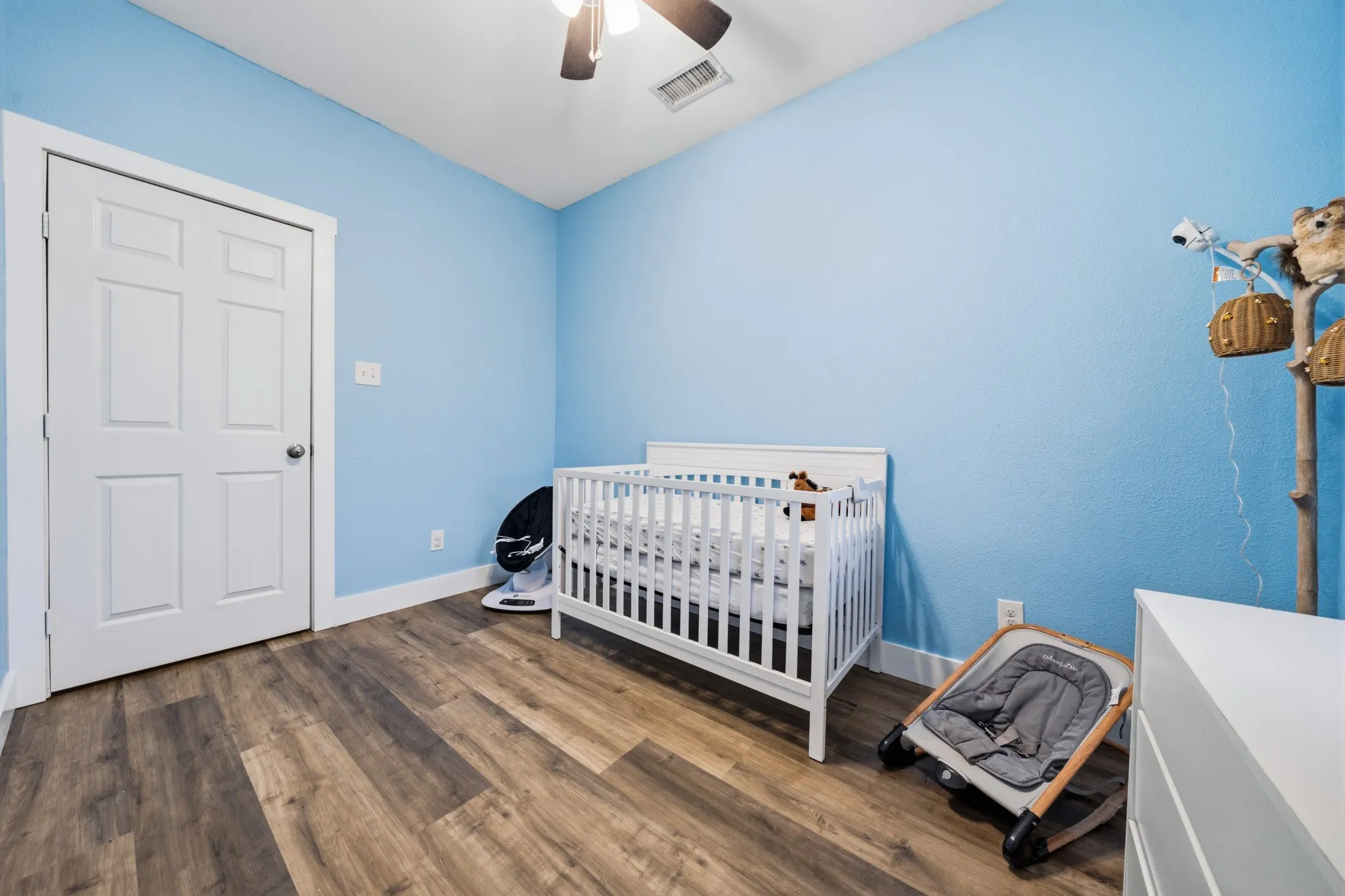 Single Family Residence For Sale in Hill County , 106 Moore Street, Itasca, Texas 76055, 3 Bedroom, 2 Bathroom, Garage spaces, 1,215 Sqft, built in 2020, Preowned, mls#21244751, Real Estate Agent in Itasca, Homes For Sale in Hill county, Homes For Sale in Itasca, Realtor in Itasca Texas, Real Estate Brokerage Independent Realty Texas, Luminita Cordes Realtor