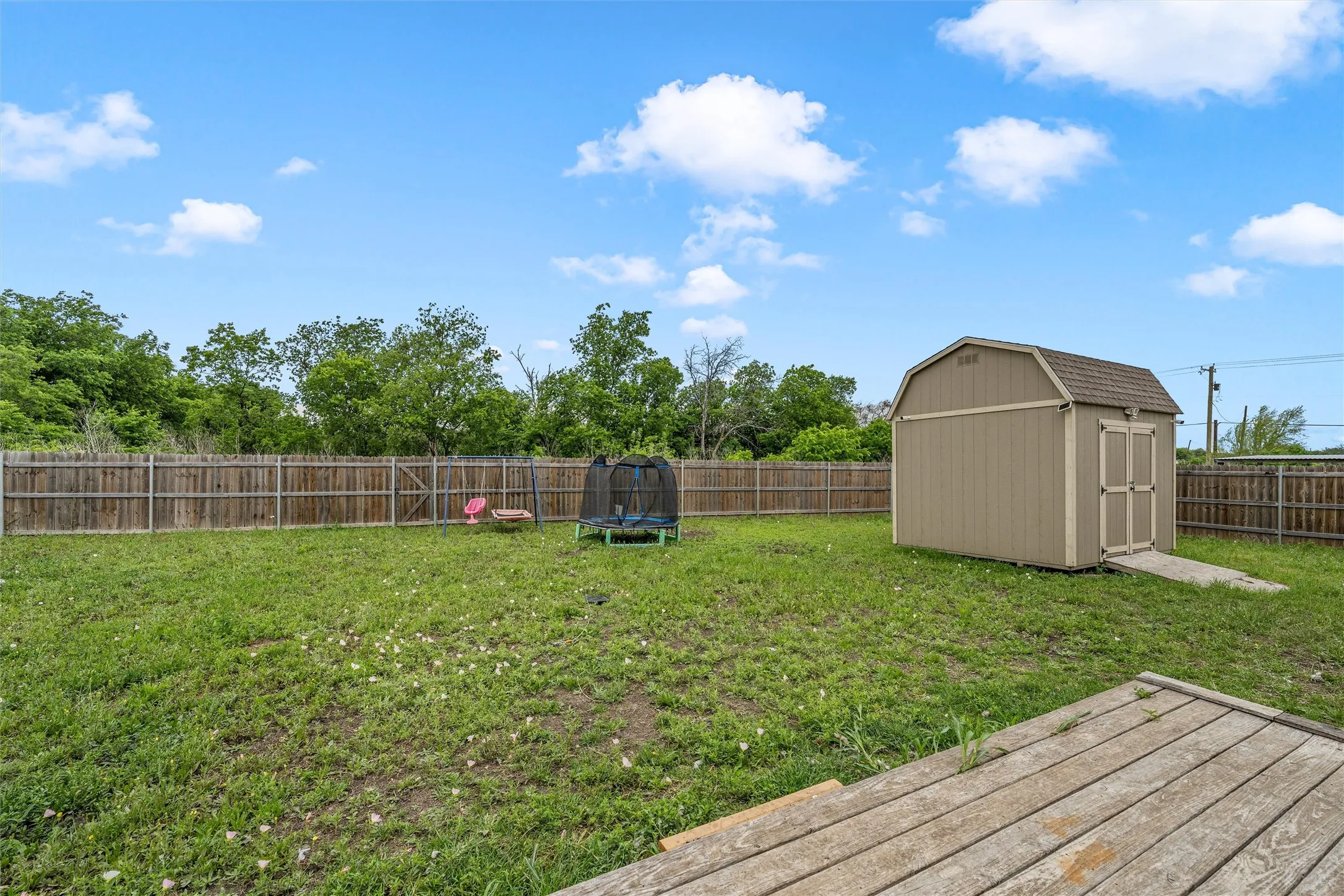 Single Family Residence For Sale in Hill County , 106 Moore Street, Itasca, Texas 76055, 3 Bedroom, 2 Bathroom, Garage spaces, 1,215 Sqft, built in 2020, Preowned, mls#21244751, Real Estate Agent in Itasca, Homes For Sale in Hill county, Homes For Sale in Itasca, Realtor in Itasca Texas, Real Estate Brokerage Independent Realty Texas, Luminita Cordes Realtor