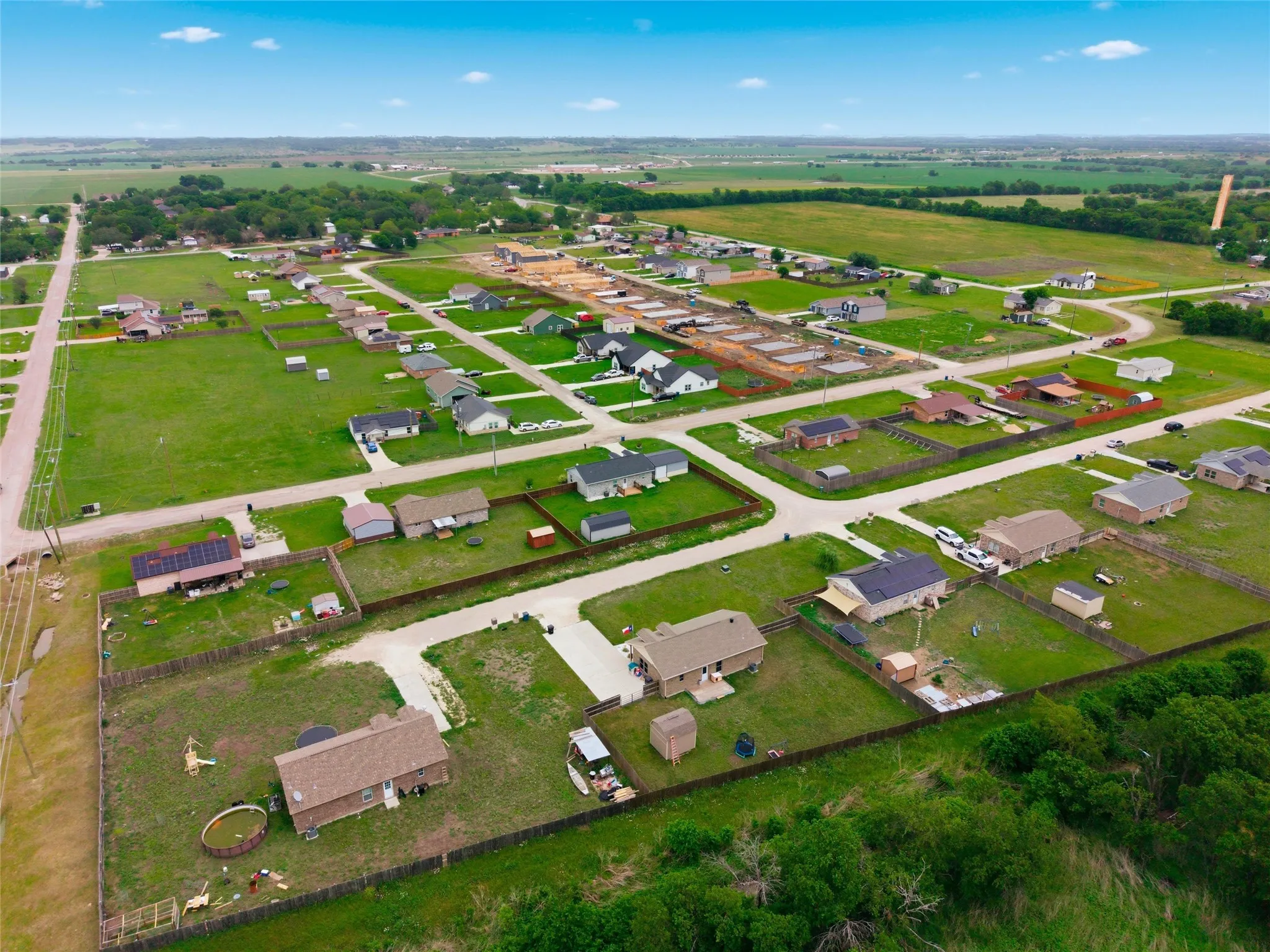 Single Family Residence For Sale in Hill County , 106 Moore Street, Itasca, Texas 76055, 3 Bedroom, 2 Bathroom, Garage spaces, 1,215 Sqft, built in 2020, Preowned, mls#21244751, Real Estate Agent in Itasca, Homes For Sale in Hill county, Homes For Sale in Itasca, Realtor in Itasca Texas, Real Estate Brokerage Independent Realty Texas, Luminita Cordes Realtor