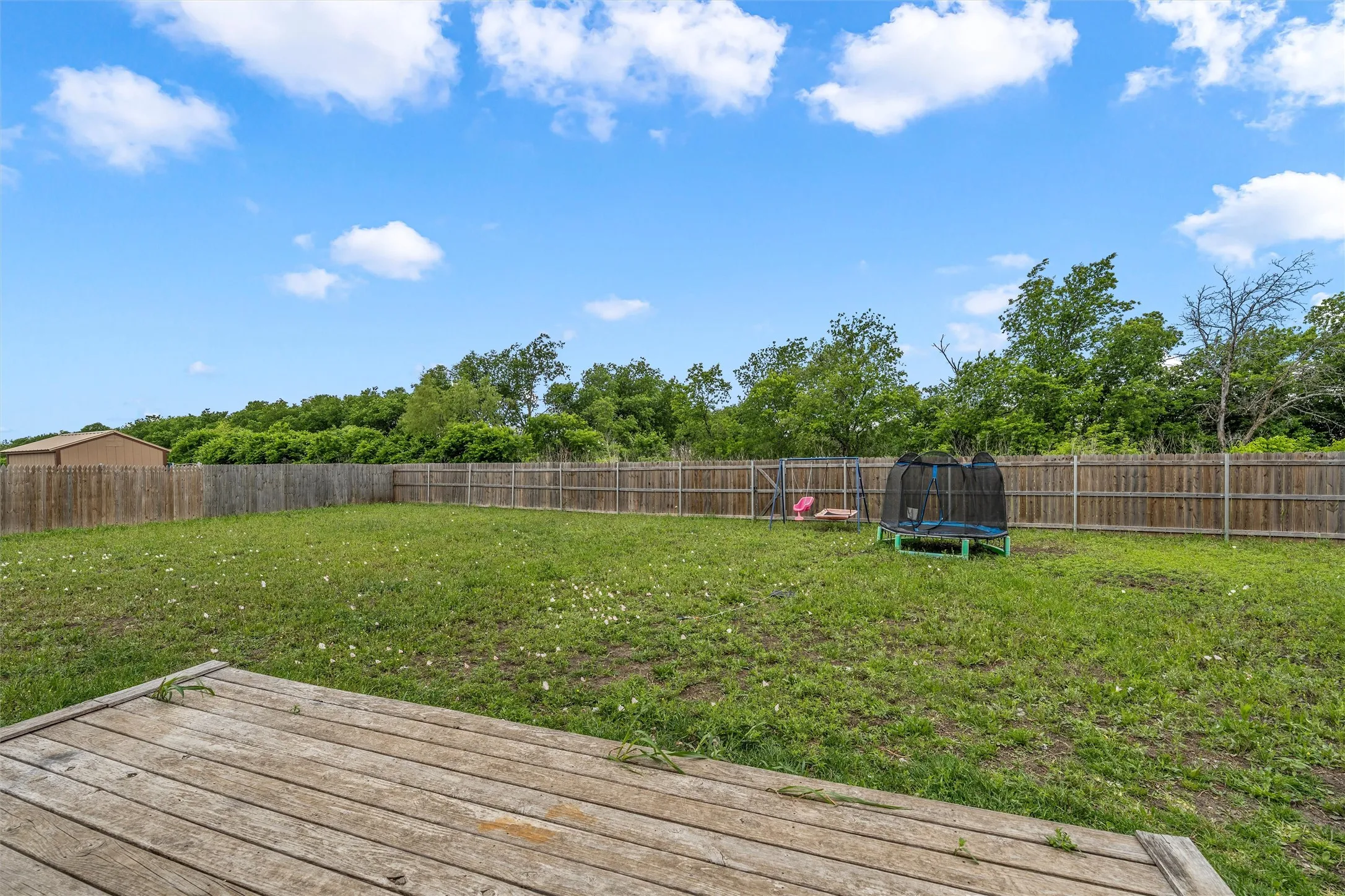 Single Family Residence For Sale in Hill County , 106 Moore Street, Itasca, Texas 76055, 3 Bedroom, 2 Bathroom, Garage spaces, 1,215 Sqft, built in 2020, Preowned, mls#21244751, Real Estate Agent in Itasca, Homes For Sale in Hill county, Homes For Sale in Itasca, Realtor in Itasca Texas, Real Estate Brokerage Independent Realty Texas, Luminita Cordes Realtor