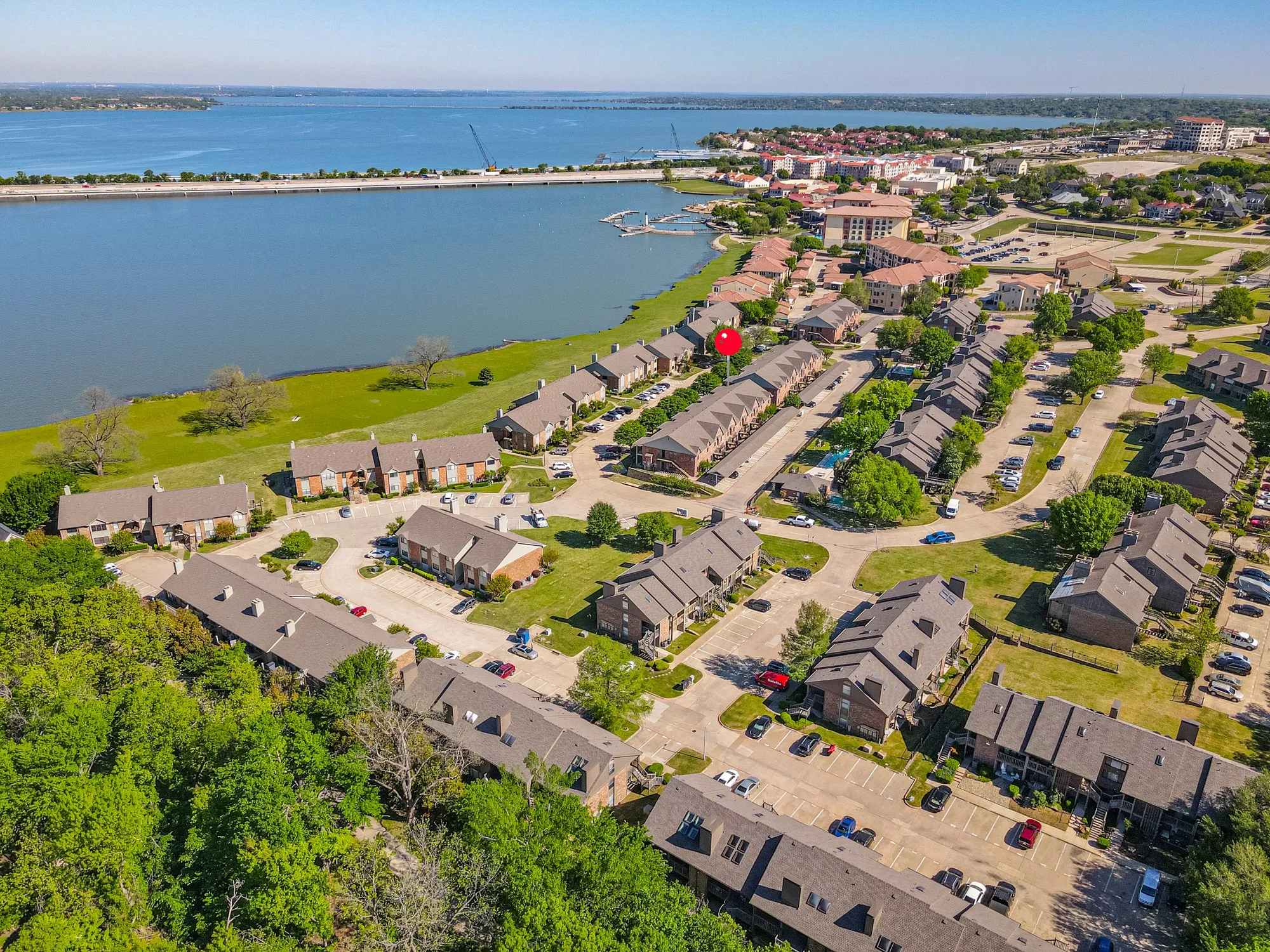 Condominium For Sale in Rockwall County , 1871 Signal Ridge Place, Rockwall, Texas 75032, 2 Bedrooms, 2 Bathrooms, Garage spaces, 1,405 Sqft, built in 2006, Preowned, Price $305,000, mls#21245675, Real Estate Agent in Rockwall, Homes For Sale in Rockwall county, Homes For Sale in Rockwall, Realtor in Rockwall Texas, Real Estate Brokerage Independent Realty Texas, Luminita Cordes Realtor