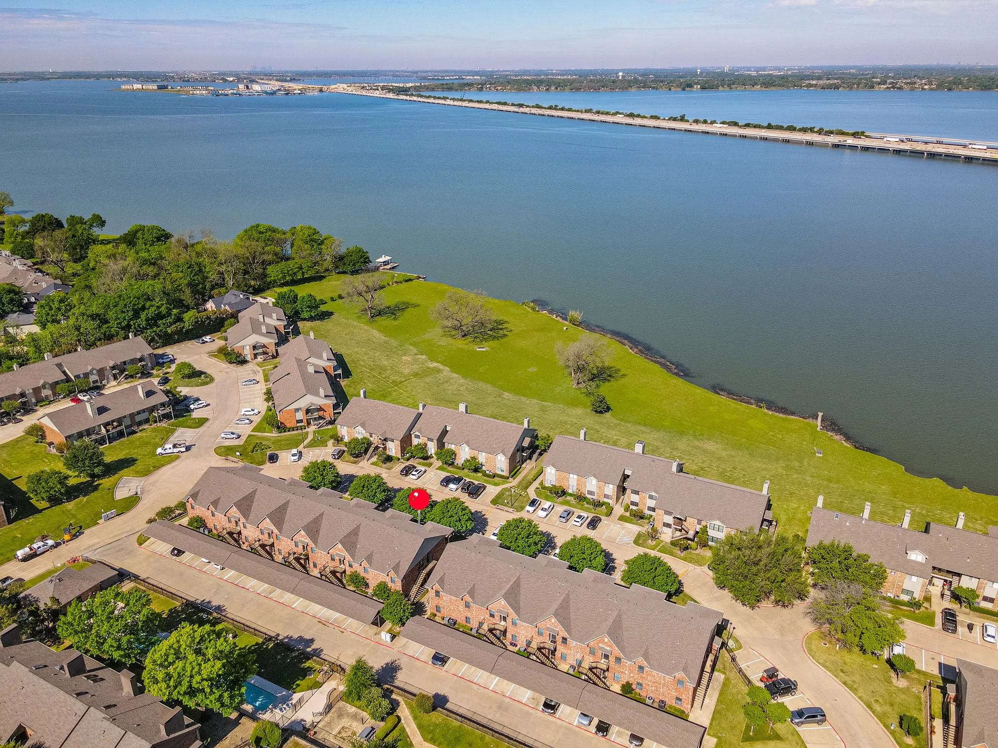 Condominium For Sale in Rockwall County , 1871 Signal Ridge Place, Rockwall, Texas 75032, 2 Bedrooms, 2 Bathrooms, Garage spaces, 1,405 Sqft, built in 2006, Preowned, Price $305,000, mls#21245675, Real Estate Agent in Rockwall, Homes For Sale in Rockwall county, Homes For Sale in Rockwall, Realtor in Rockwall Texas, Real Estate Brokerage Independent Realty Texas, Luminita Cordes Realtor
