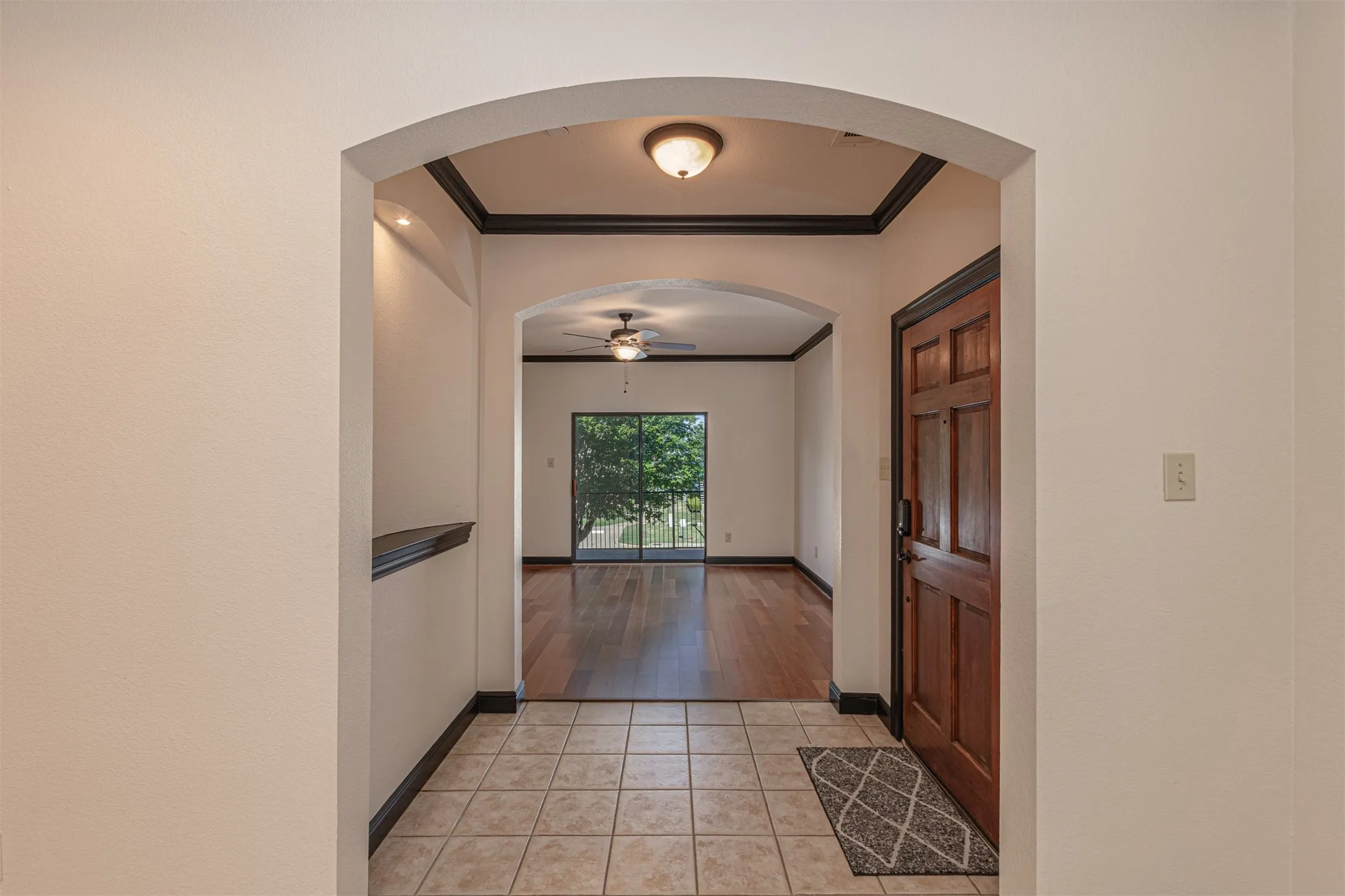 Condominium For Sale in Rockwall County , 1871 Signal Ridge Place, Rockwall, Texas 75032, 2 Bedrooms, 2 Bathrooms, Garage spaces, 1,405 Sqft, built in 2006, Preowned, Price $305,000, mls#21245675, Real Estate Agent in Rockwall, Homes For Sale in Rockwall county, Homes For Sale in Rockwall, Realtor in Rockwall Texas, Real Estate Brokerage Independent Realty Texas, Luminita Cordes Realtor