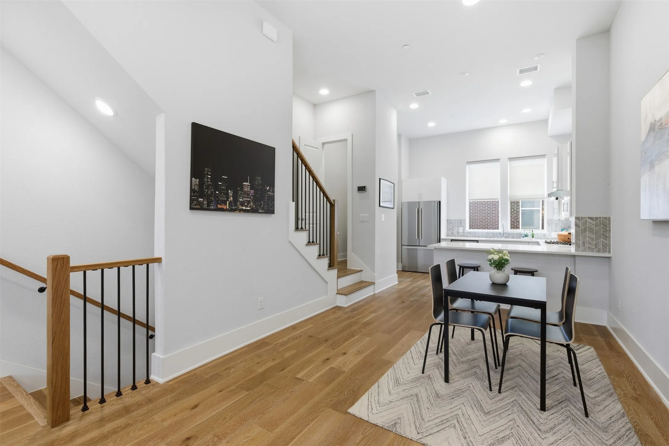 2nd floor: Dining and Kitchen