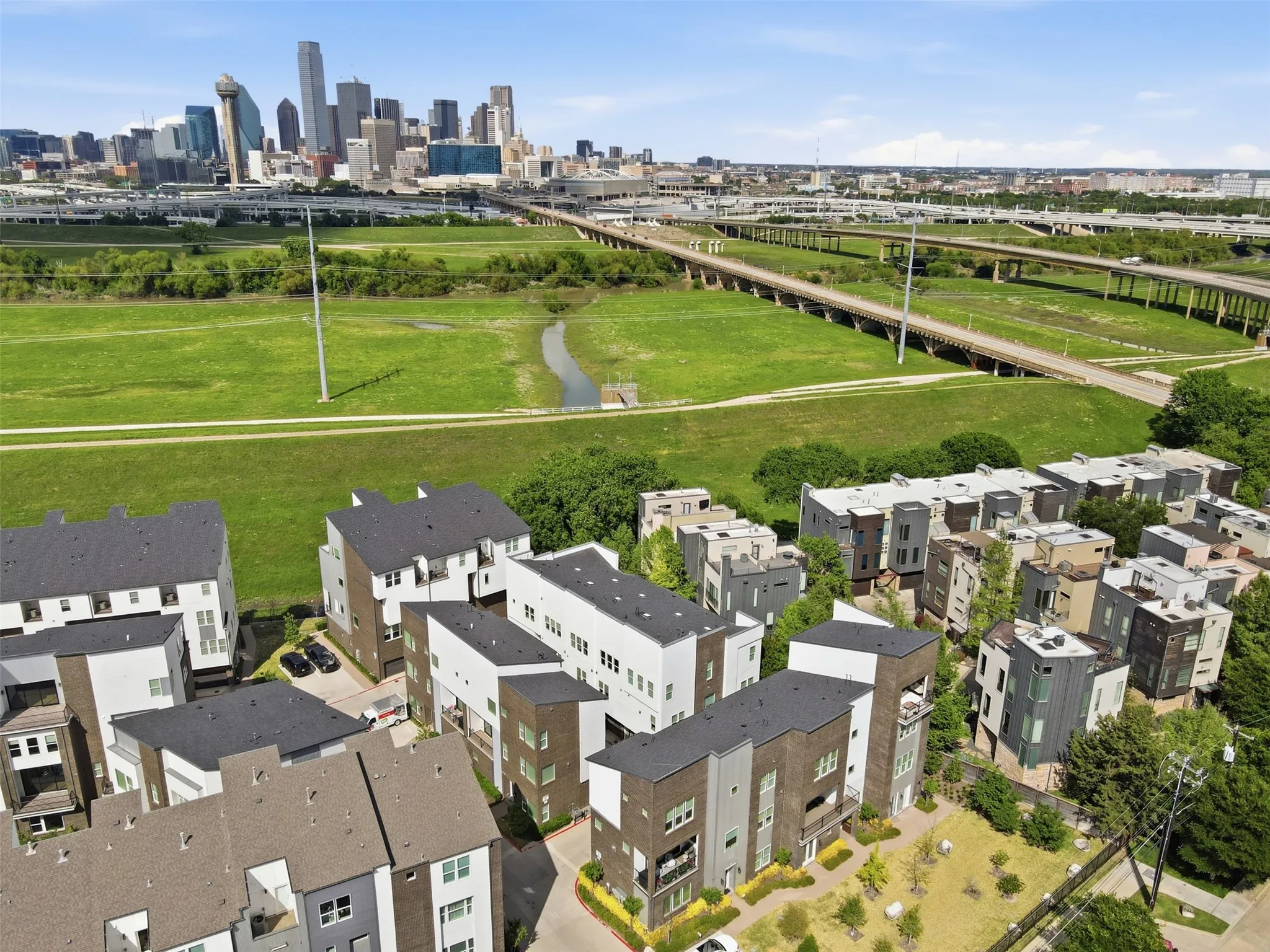 Gated community Oak Cliff