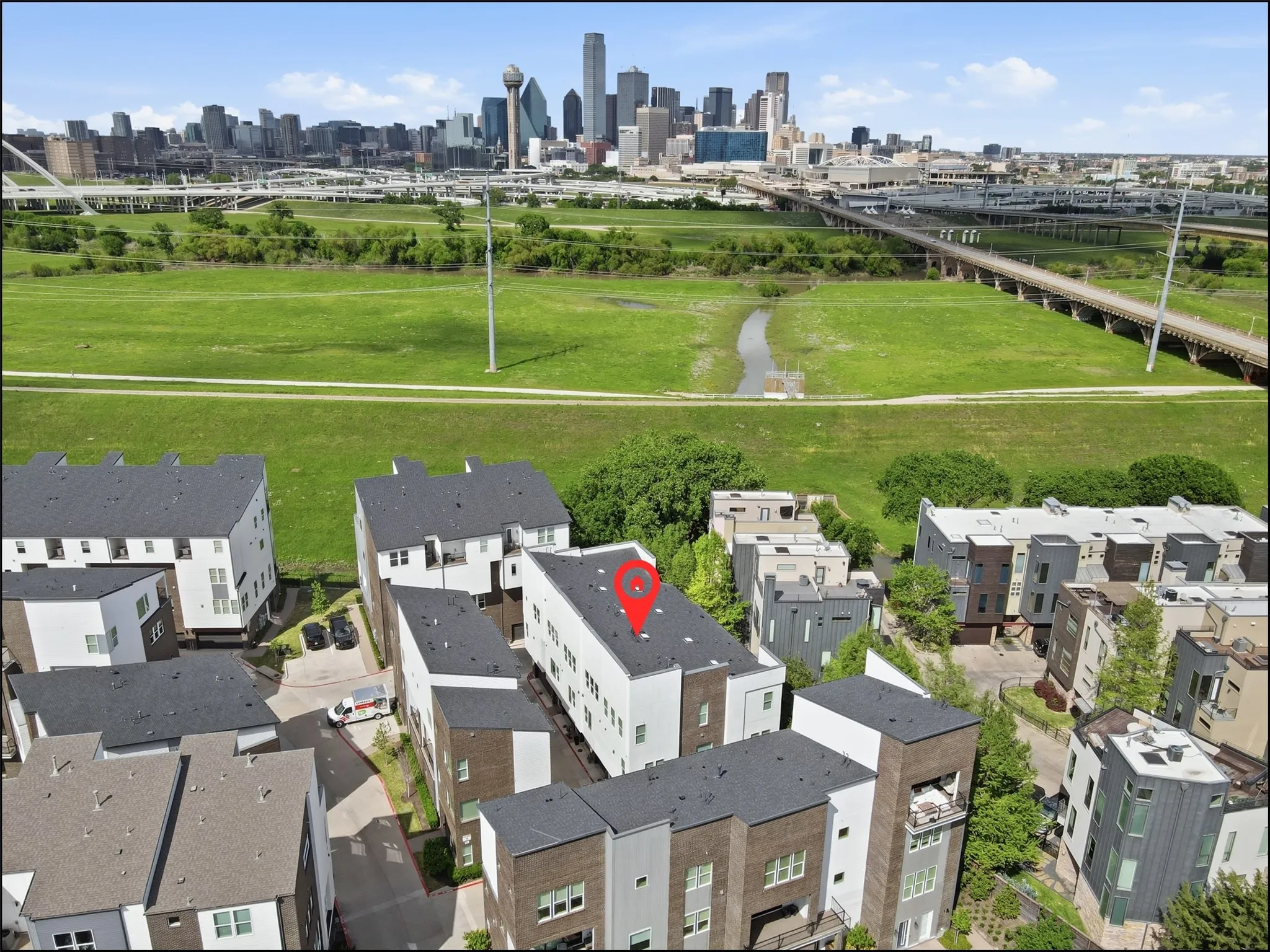Townhouse For Sale in Dallas County , 381 E Greenbriar Lane 1002, Dallas, Texas 75203, 2 Bedroom, 3 Bathroom, 2 Garage spaces, 1,414 Sqft, built in 2022, Preowned, Price $499,900, mls#21245341, Real Estate Agent in Dallas, Homes For Sale in Dallas county, Homes For Sale in Dallas, Realtor in Dallas Texas, Real Estate Brokerage Independent Realty Texas, Luminita Cordes Realtor