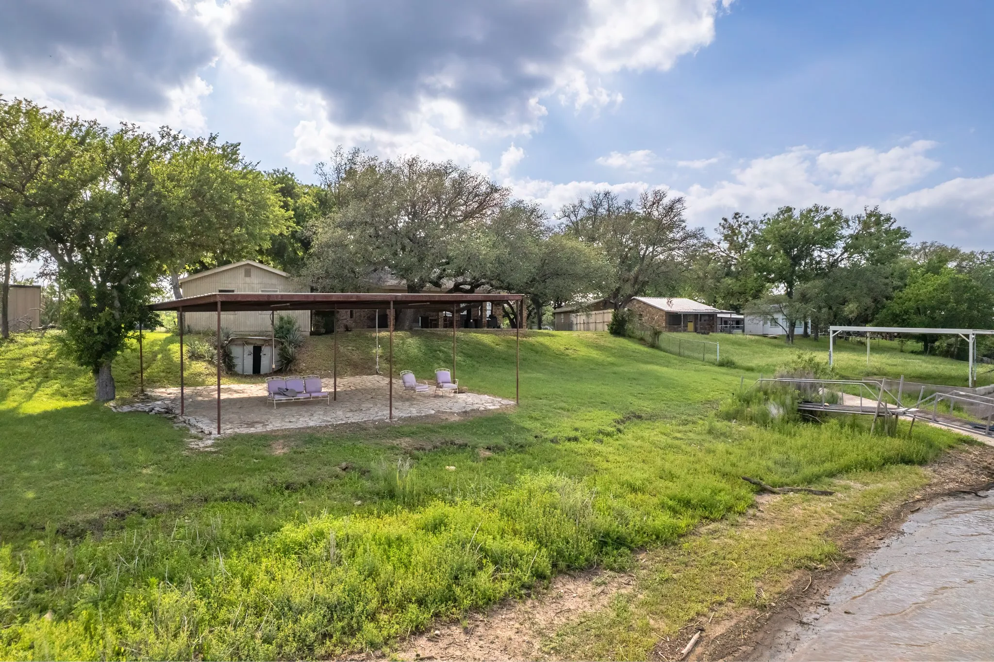 Single Family Residence For Sale in Brown County , 7850 County Road 551, Brownwood, Texas 76801, 3 Bedrooms, 1 Bathroom, 1 Garage spaces, 1,152 Sqft, built in 1992, Price $369,000, mls#21245732, Real Estate Agent in Brownwood, Homes For Sale in Brown county, Homes For Sale in Brownwood, Realtor in Brownwood Texas, Real Estate Brokerage Independent Realty Texas, Luminita Cordes Realtor