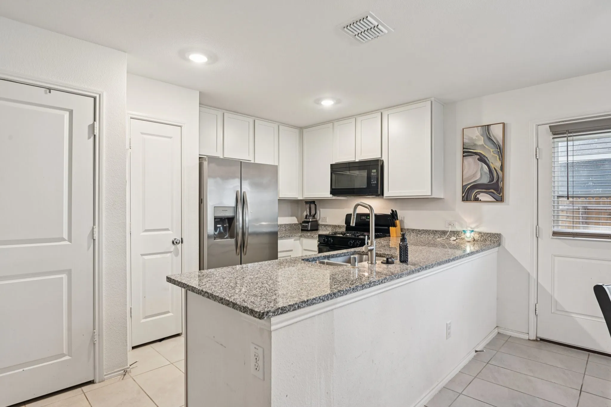 Single Family Residence For Sale in Kaufman County , 3310 Beckwith Way, Crandall, Texas 75114, 3 Bedroom, 2 Bathroom, 2 Garage spaces, 1,266 Sqft, built in 2024, Preowned, mls#21241514, Real Estate Agent in Crandall, Homes For Sale in Kaufman county, Homes For Sale in Crandall, Realtor in Crandall Texas, Real Estate Brokerage Independent Realty Texas, Luminita Cordes Realtor