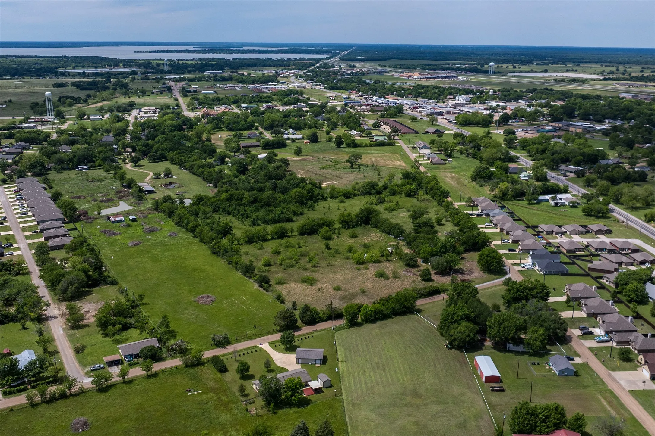 Ranch For Sale in Kaufman County , 520 E Eubank Street, Mabank, Texas 75147, 0, 0, Garage spaces, 0 Sqft, built in 0, mls#21243013, Real Estate Agent in Mabank, Homes For Sale in Kaufman county, Homes For Sale in Mabank, Realtor in Mabank Texas, Real Estate Brokerage Independent Realty Texas, Luminita Cordes Realtor