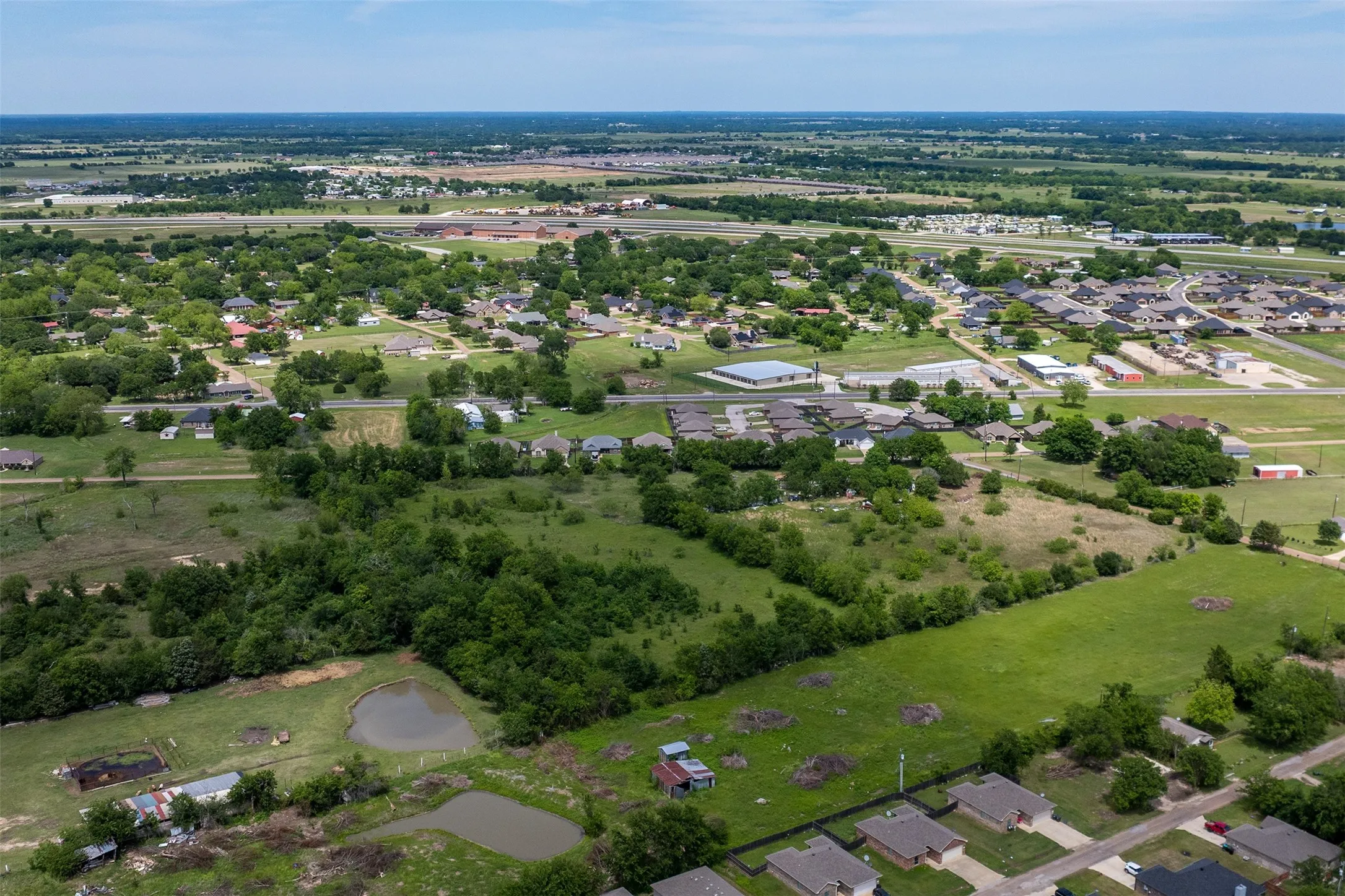 Ranch For Sale in Kaufman County , 520 E Eubank Street, Mabank, Texas 75147, 0, 0, Garage spaces, 0 Sqft, built in 0, mls#21243013, Real Estate Agent in Mabank, Homes For Sale in Kaufman county, Homes For Sale in Mabank, Realtor in Mabank Texas, Real Estate Brokerage Independent Realty Texas, Luminita Cordes Realtor