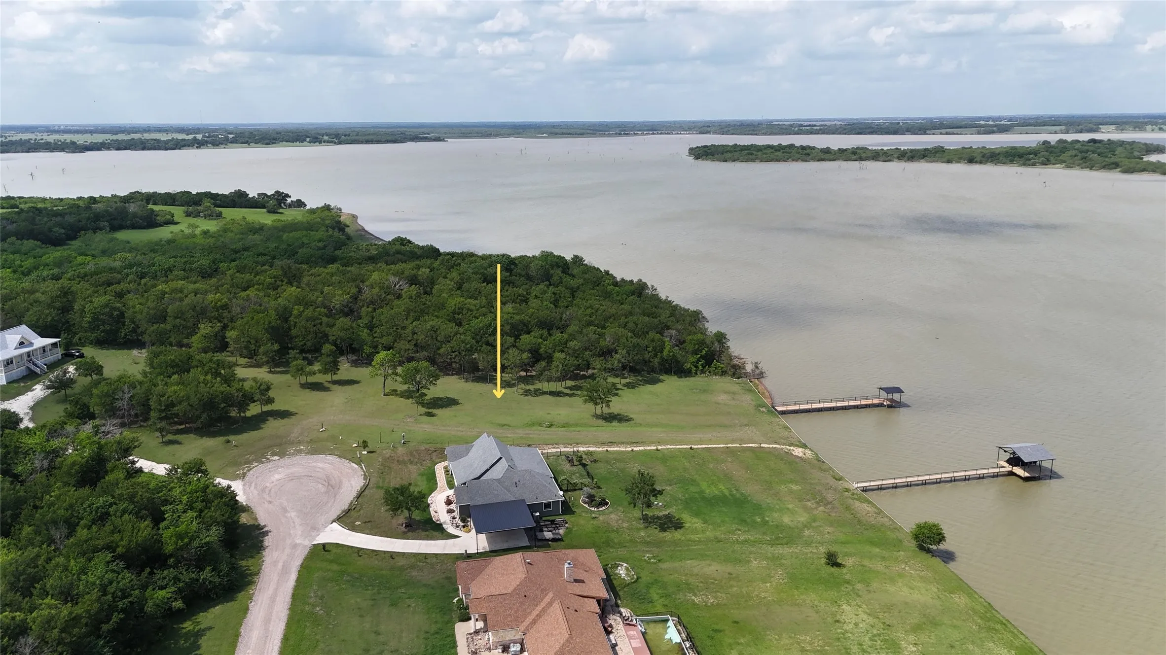 Unimproved Land For Sale in Navarro County , 401 Meandering Way, Corsicana, Texas 75109, 0, 0, Garage spaces, 0 Sqft, built in 0, mls#21241888, Real Estate Agent in Corsicana, Homes For Sale in Navarro county, Homes For Sale in Corsicana, Realtor in Corsicana Texas, Real Estate Brokerage Independent Realty Texas, Luminita Cordes Realtor