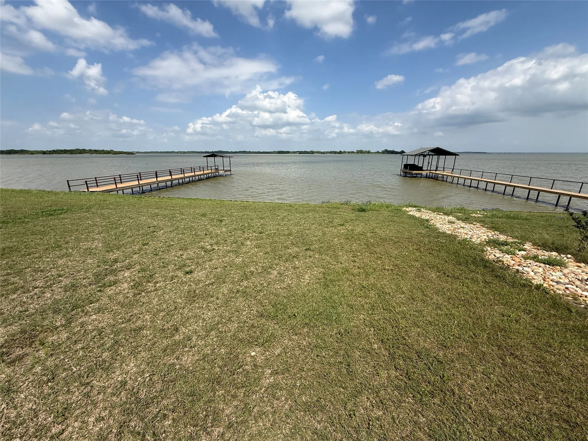Unimproved Land For Sale in Navarro County , 401 Meandering Way, Corsicana, Texas 75109, 0, 0, Garage spaces, 0 Sqft, built in 0, mls#21241888, Real Estate Agent in Corsicana, Homes For Sale in Navarro county, Homes For Sale in Corsicana, Realtor in Corsicana Texas, Real Estate Brokerage Independent Realty Texas, Luminita Cordes Realtor