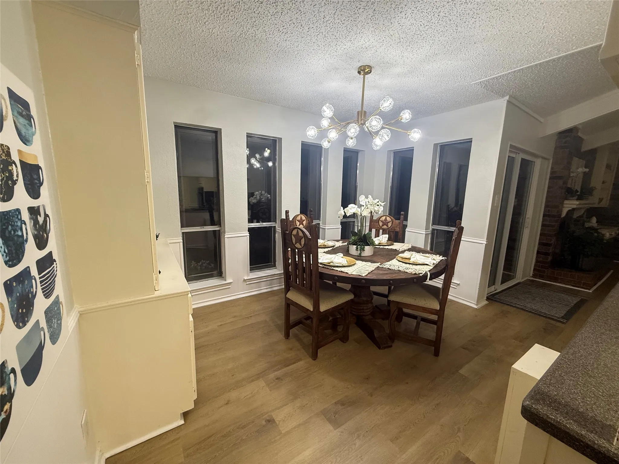 Single Family Residence For Sale in Dallas County , 4607 Sachse Road, Sachse, Texas 75048, 4 Bedroom, 3 Bathroom, 2 Garage spaces, 2,311 Sqft, built in 1971, mls#21245941, Real Estate Agent in Sachse, Homes For Sale in Dallas county, Homes For Sale in Sachse, Realtor in Sachse Texas, Real Estate Brokerage Independent Realty Texas, Luminita Cordes Realtor