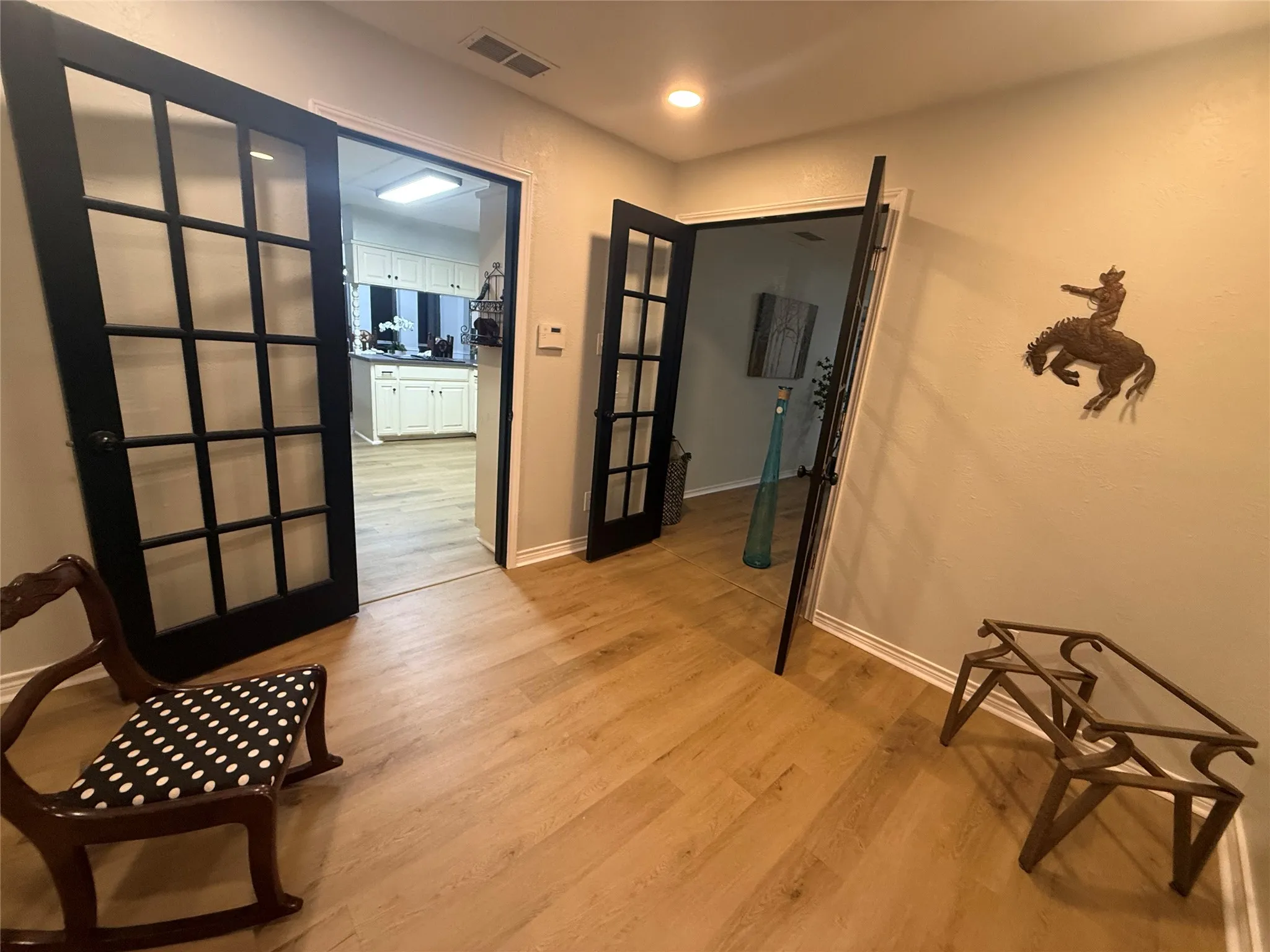 Single Family Residence For Sale in Dallas County , 4607 Sachse Road, Sachse, Texas 75048, 4 Bedroom, 3 Bathroom, 2 Garage spaces, 2,311 Sqft, built in 1971, mls#21245941, Real Estate Agent in Sachse, Homes For Sale in Dallas county, Homes For Sale in Sachse, Realtor in Sachse Texas, Real Estate Brokerage Independent Realty Texas, Luminita Cordes Realtor