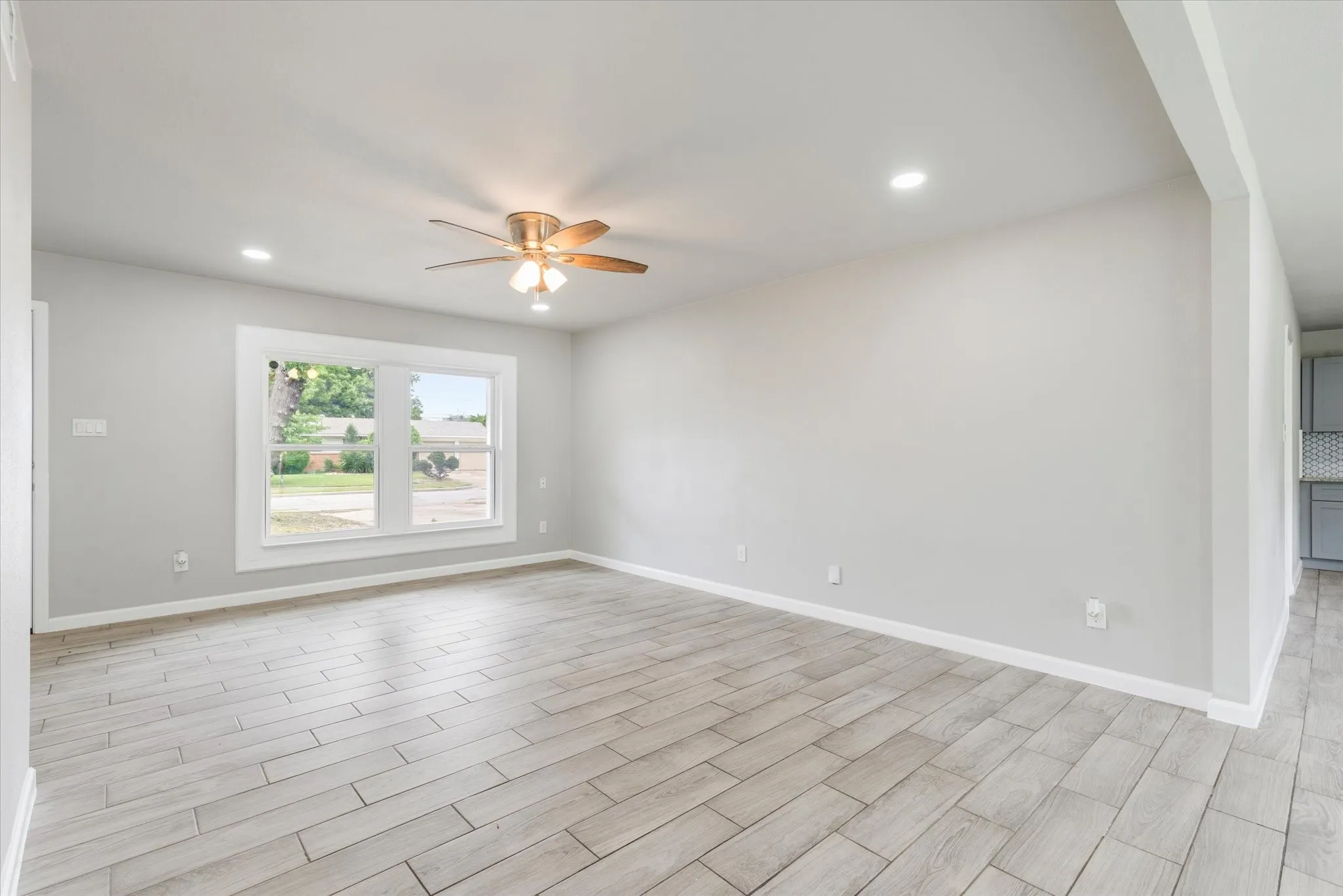 Single Family Residence For Sale in Dallas County , 13634 Pyramid Drive, Farmers Branch, Texas 75234, 3 Bedroom, 2 Bathroom, 2 Garage spaces, 1,356 Sqft, built in 1957, Price $359,000, mls#21239971, Real Estate Agent in Farmers Branch, Homes For Sale in Dallas county, Homes For Sale in Farmers Branch, Realtor in Farmers Branch Texas, Real Estate Brokerage Independent Realty Texas, Luminita Cordes Realtor