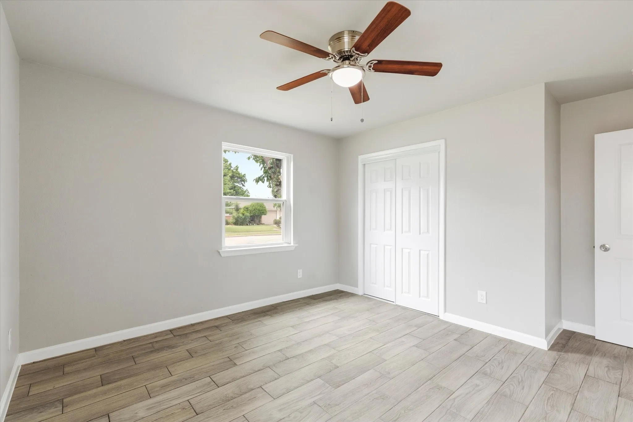 Single Family Residence For Sale in Dallas County , 13634 Pyramid Drive, Farmers Branch, Texas 75234, 3 Bedroom, 2 Bathroom, 2 Garage spaces, 1,356 Sqft, built in 1957, Price $359,000, mls#21239971, Real Estate Agent in Farmers Branch, Homes For Sale in Dallas county, Homes For Sale in Farmers Branch, Realtor in Farmers Branch Texas, Real Estate Brokerage Independent Realty Texas, Luminita Cordes Realtor