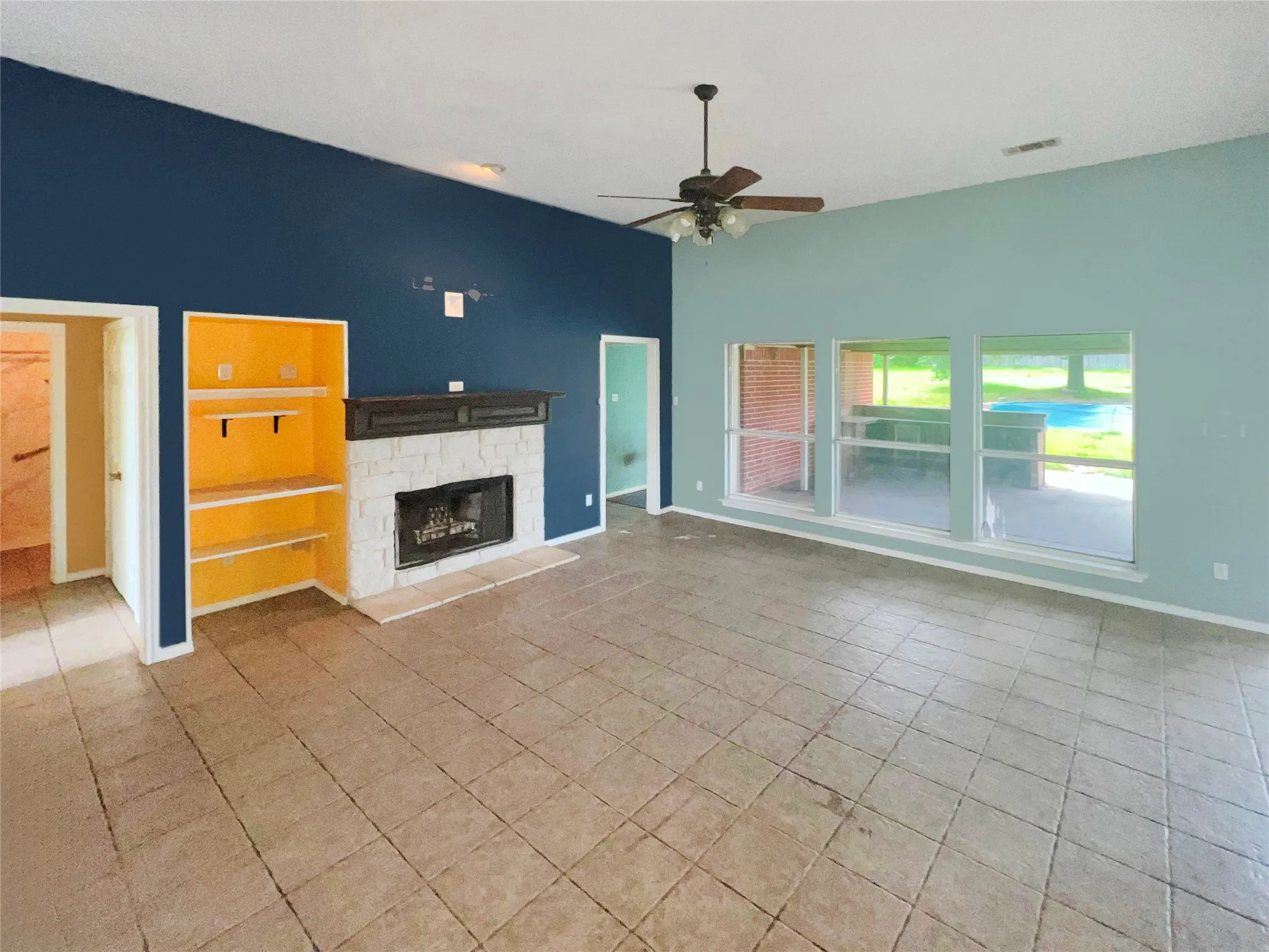 Single Family Residence For Sale in Ellis County , 3661 Emo Street, Midlothian, Texas 76065, 5 Bedroom, 2 Bathroom, 2 Garage spaces, 2,601 Sqft, built in 1999, mls#21244798, Real Estate Agent in Midlothian, Homes For Sale in Ellis county, Homes For Sale in Midlothian, Realtor in Midlothian Texas, Real Estate Brokerage Independent Realty Texas, Luminita Cordes Realtor
