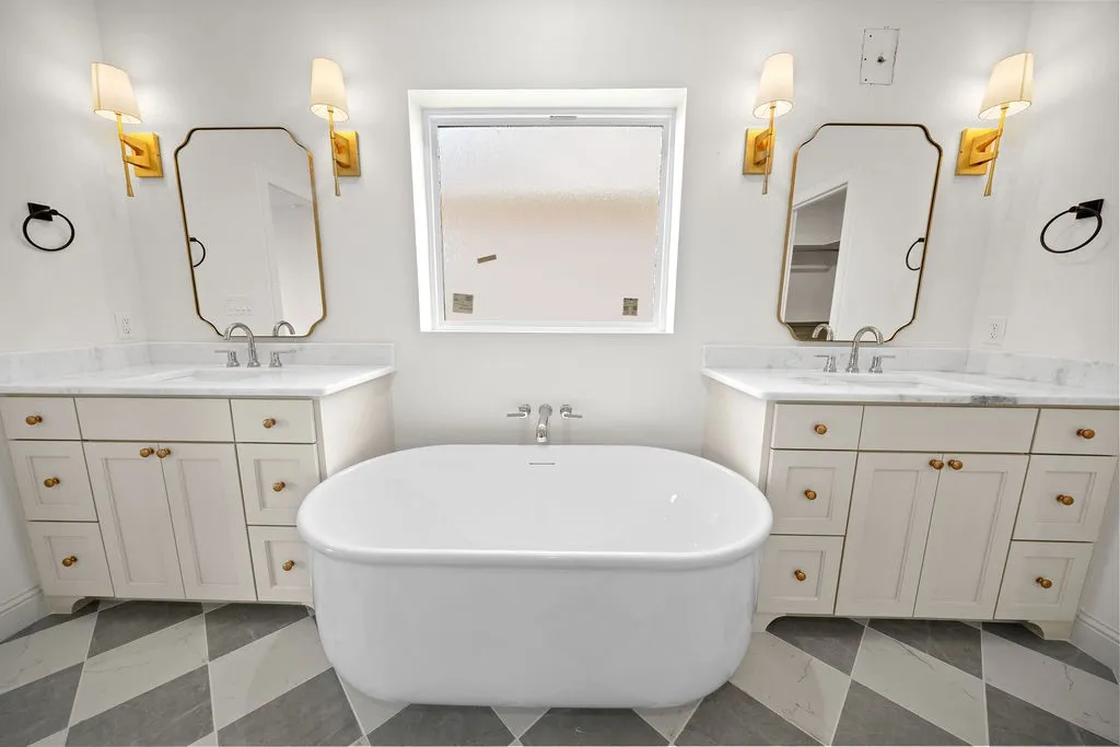 Single Family Residence For Sale in Smith County , 15073 Tilley Springs Cove, Tyler, Texas 75703, 4 Bedrooms, 3 Bathrooms, 2 Garage spaces, 2,430 Sqft, built in 2026, New Construction - Complete, Price $556,500, mls#21245694, Real Estate Agent in Tyler, Homes For Sale in Smith county, Homes For Sale in Tyler, Realtor in Tyler Texas, Real Estate Brokerage Independent Realty Texas, Luminita Cordes Realtor