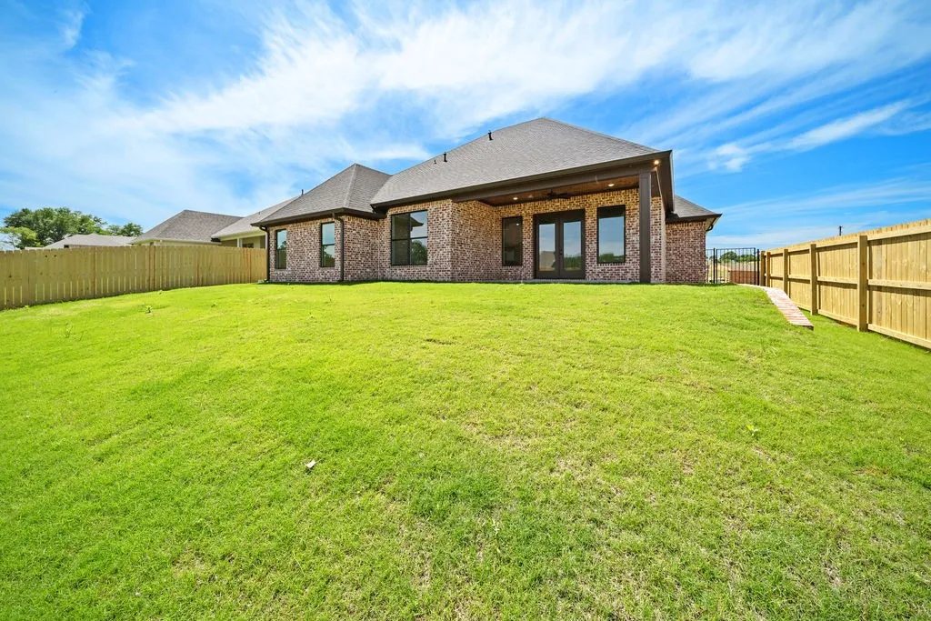 Single Family Residence For Sale in Smith County , 15073 Tilley Springs Cove, Tyler, Texas 75703, 4 Bedrooms, 3 Bathrooms, 2 Garage spaces, 2,430 Sqft, built in 2026, New Construction - Complete, Price $556,500, mls#21245694, Real Estate Agent in Tyler, Homes For Sale in Smith county, Homes For Sale in Tyler, Realtor in Tyler Texas, Real Estate Brokerage Independent Realty Texas, Luminita Cordes Realtor