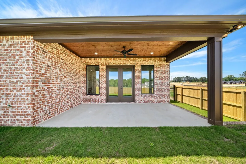 Single Family Residence For Sale in Smith County , 15073 Tilley Springs Cove, Tyler, Texas 75703, 4 Bedrooms, 3 Bathrooms, 2 Garage spaces, 2,430 Sqft, built in 2026, New Construction - Complete, Price $556,500, mls#21245694, Real Estate Agent in Tyler, Homes For Sale in Smith county, Homes For Sale in Tyler, Realtor in Tyler Texas, Real Estate Brokerage Independent Realty Texas, Luminita Cordes Realtor