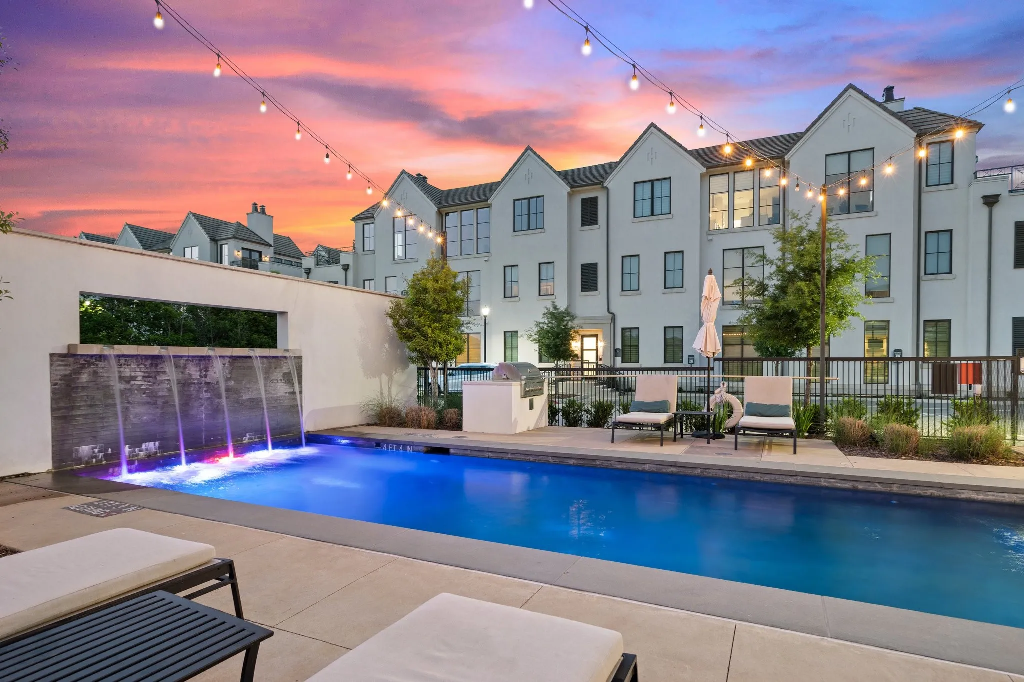 Condominium For Sale in Denton County , 5270 Town and Country Boulevard 216, Frisco, Texas 75034, 2 Bedroom, 3 Bathroom, 2 Garage spaces, 2,442 Sqft, built in 2019, Preowned, mls#21231427, Real Estate Agent in Frisco, Homes For Sale in Denton county, Homes For Sale in Frisco, Realtor in Frisco Texas, Real Estate Brokerage Independent Realty Texas, Luminita Cordes Realtor