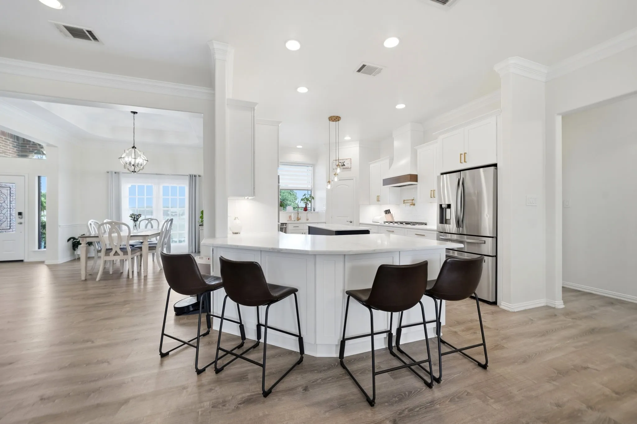 Single Family Residence For Sale in Kaufman County , 12176 Livingston Way, Talty, Texas 75126, 4 Bedrooms, 4 Bathrooms, 4 Garage spaces, 3,413 Sqft, built in 2007, Preowned, Price $749,000, mls#21244305, Real Estate Agent in Talty, Homes For Sale in Kaufman county, Homes For Sale in Talty, Realtor in Talty Texas, Real Estate Brokerage Independent Realty Texas, Luminita Cordes Realtor