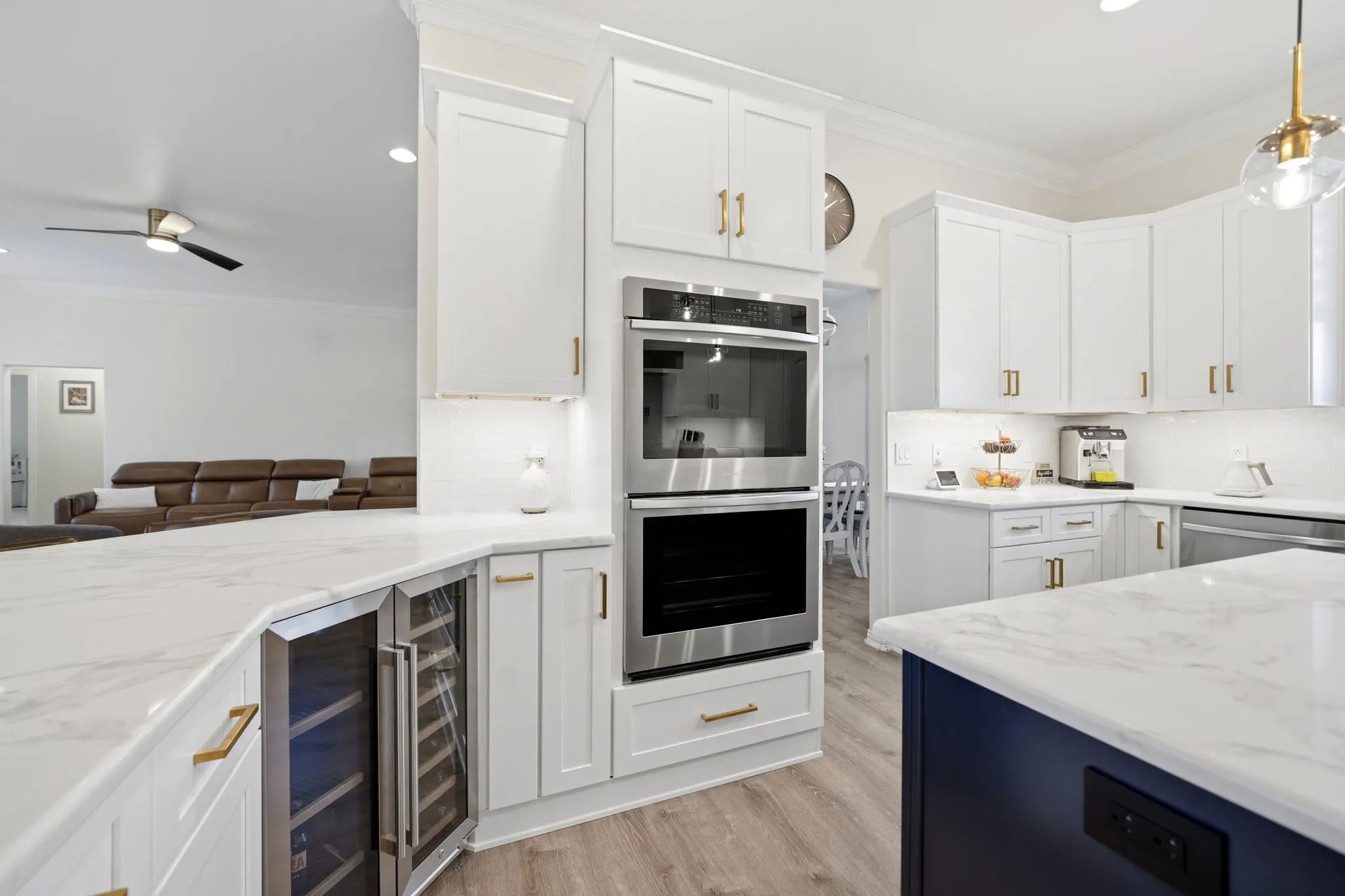 Single Family Residence For Sale in Kaufman County , 12176 Livingston Way, Talty, Texas 75126, 4 Bedrooms, 4 Bathrooms, 4 Garage spaces, 3,413 Sqft, built in 2007, Preowned, Price $749,000, mls#21244305, Real Estate Agent in Talty, Homes For Sale in Kaufman county, Homes For Sale in Talty, Realtor in Talty Texas, Real Estate Brokerage Independent Realty Texas, Luminita Cordes Realtor