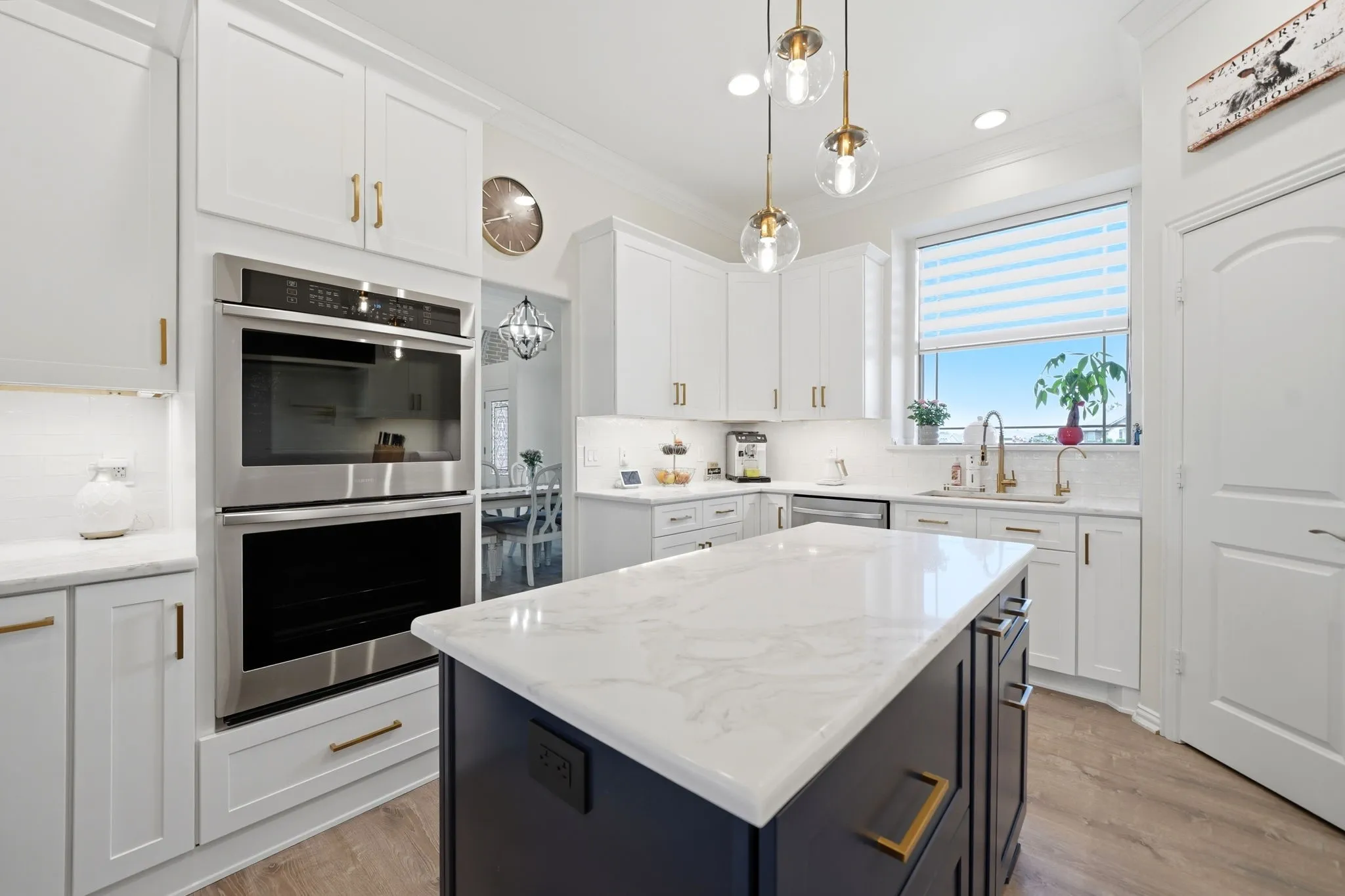 Single Family Residence For Sale in Kaufman County , 12176 Livingston Way, Talty, Texas 75126, 4 Bedrooms, 4 Bathrooms, 4 Garage spaces, 3,413 Sqft, built in 2007, Preowned, Price $749,000, mls#21244305, Real Estate Agent in Talty, Homes For Sale in Kaufman county, Homes For Sale in Talty, Realtor in Talty Texas, Real Estate Brokerage Independent Realty Texas, Luminita Cordes Realtor