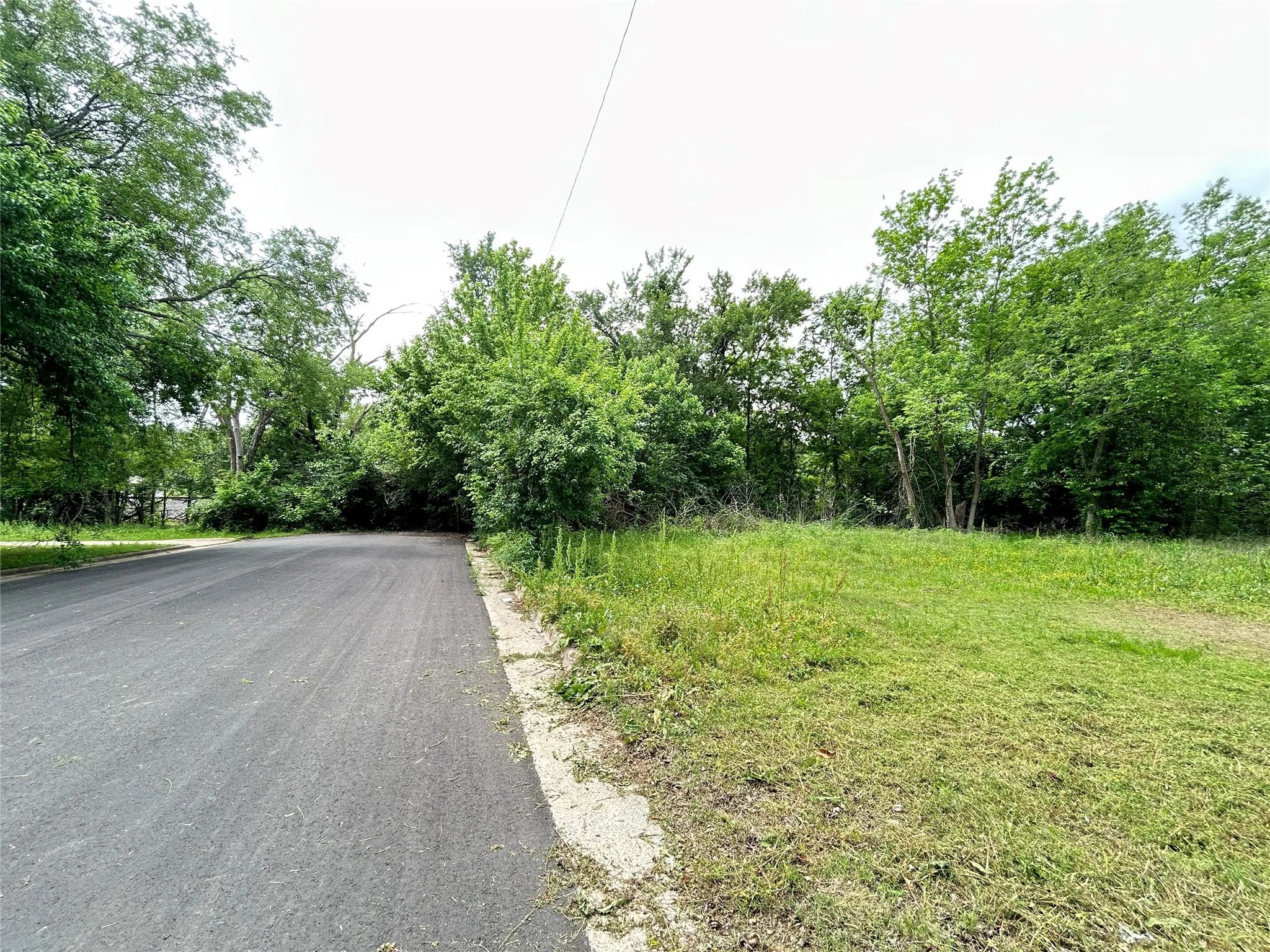 Unimproved Land For Sale in Hopkins County , TBD Sheffield Street, Sulphur Springs, Texas 75482, 0, 0, Garage spaces, 0 Sqft, built in 0, Price $20,000, mls#21244542, Real Estate Agent in Sulphur Springs, Homes For Sale in Hopkins county, Homes For Sale in Sulphur Springs, Realtor in Sulphur Springs Texas, Real Estate Brokerage Independent Realty Texas, Luminita Cordes Realtor