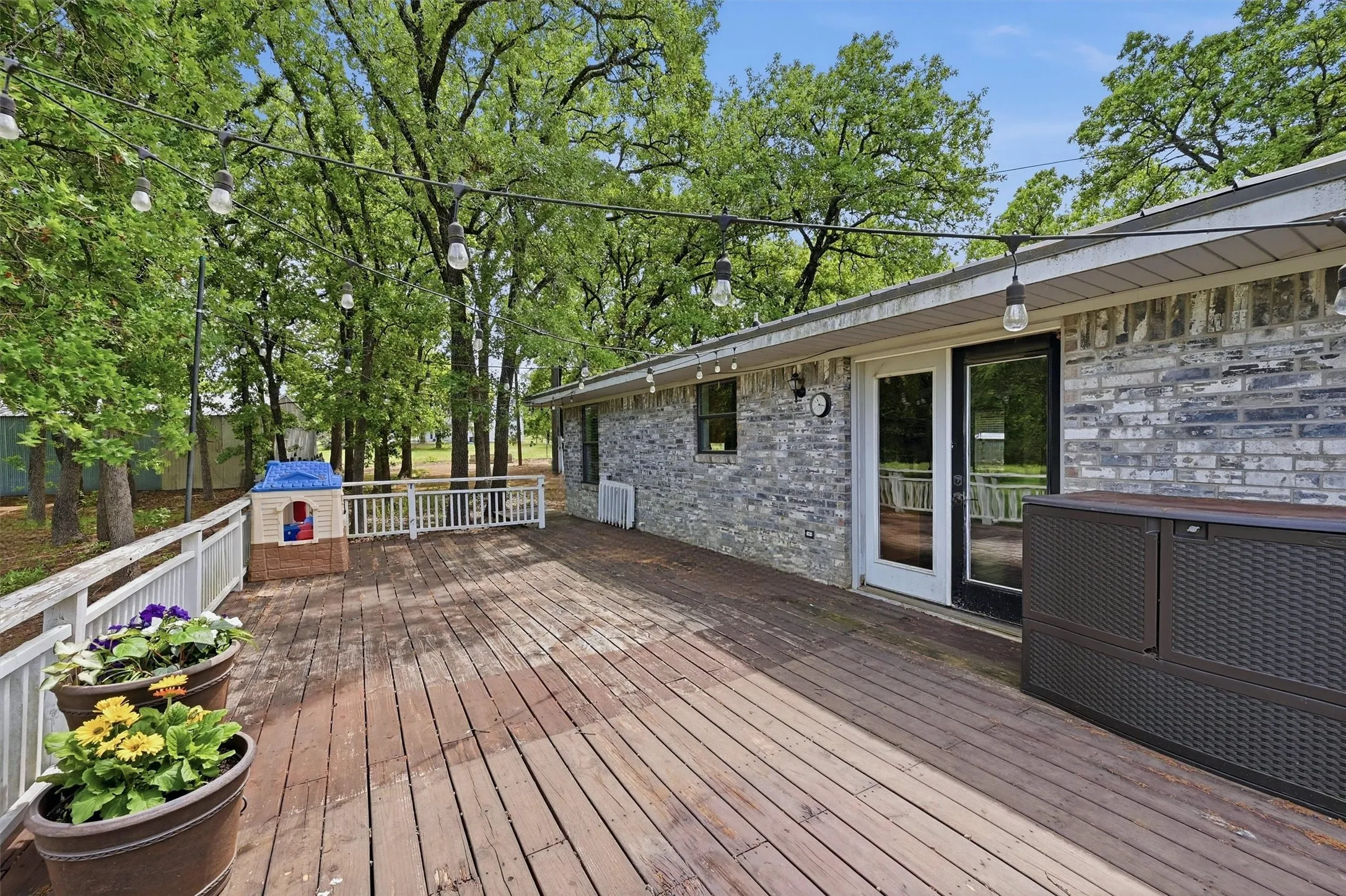 Single Family Residence For Sale in Cooke County , 4476 County Road 107, Gainesville, Texas 76240, 4 Bedroom, 2 Bathroom, Garage spaces, 1,881 Sqft, built in 2003, Price $660,000, mls#21246062, Real Estate Agent in Gainesville, Homes For Sale in Cooke county, Homes For Sale in Gainesville, Realtor in Gainesville Texas, Real Estate Brokerage Independent Realty Texas, Luminita Cordes Realtor